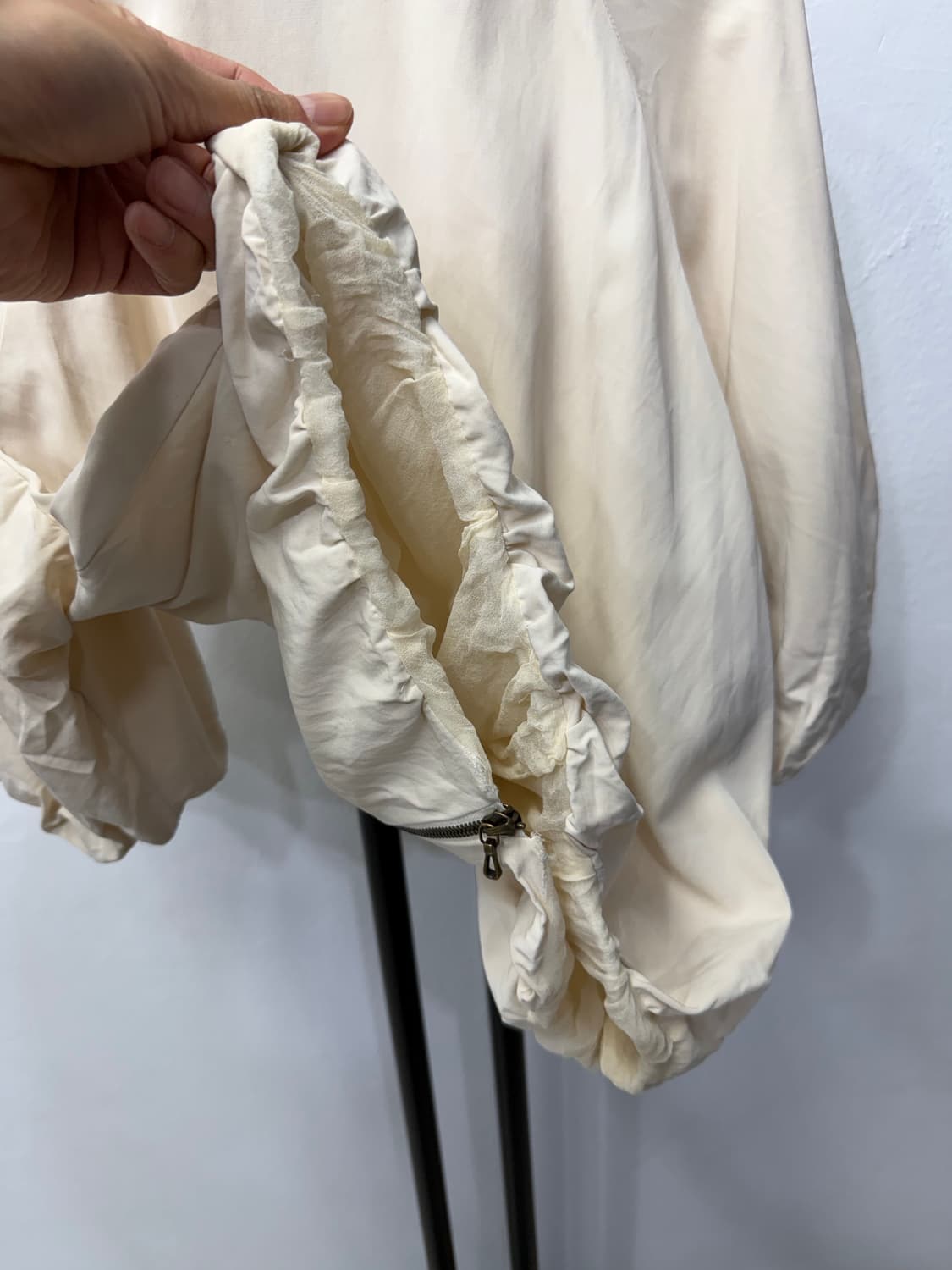 정품) 랑방 한섬 오버핏 아이보리색 칠부점퍼 34 상품이미지5