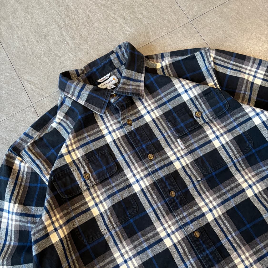 칼하트 오리지널 해비 코튼 체크 긴팔 셔츠  상품이미지2