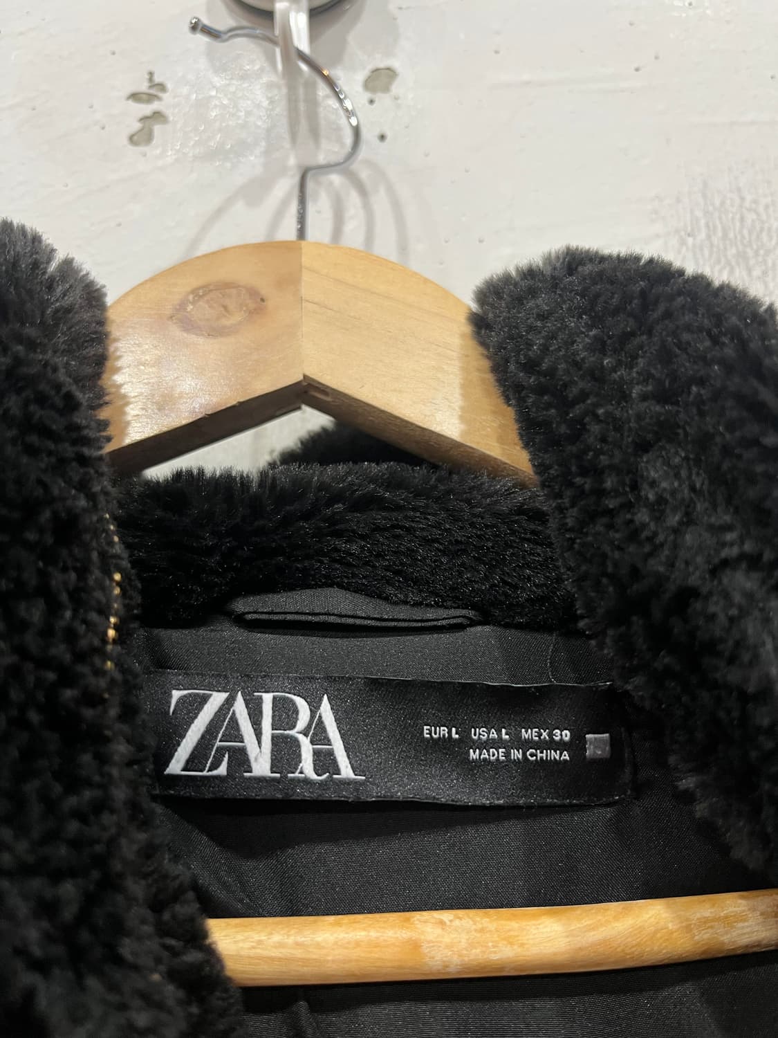 ZARA 자라 플리스 퍼자켓 블랙 상품이미지5