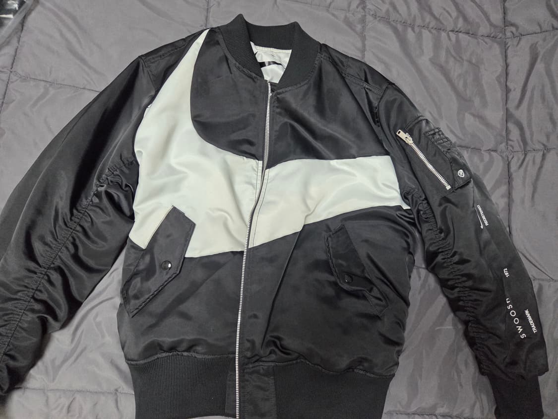 나이키 스우시 써마핏 봄버 블랙 판매합니다. 상품이미지4