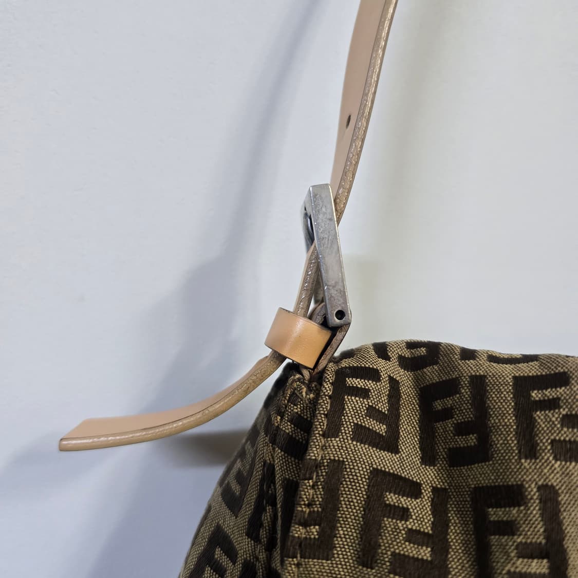 펜디 맘마백 정품 상품이미지5