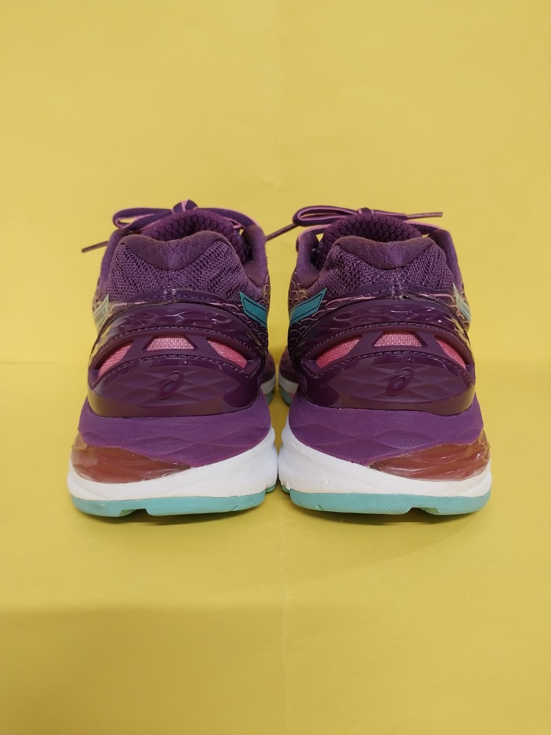 여성 아식스 젤님버스 T650N 런닝화, 운동화 (235) 상품이미지4