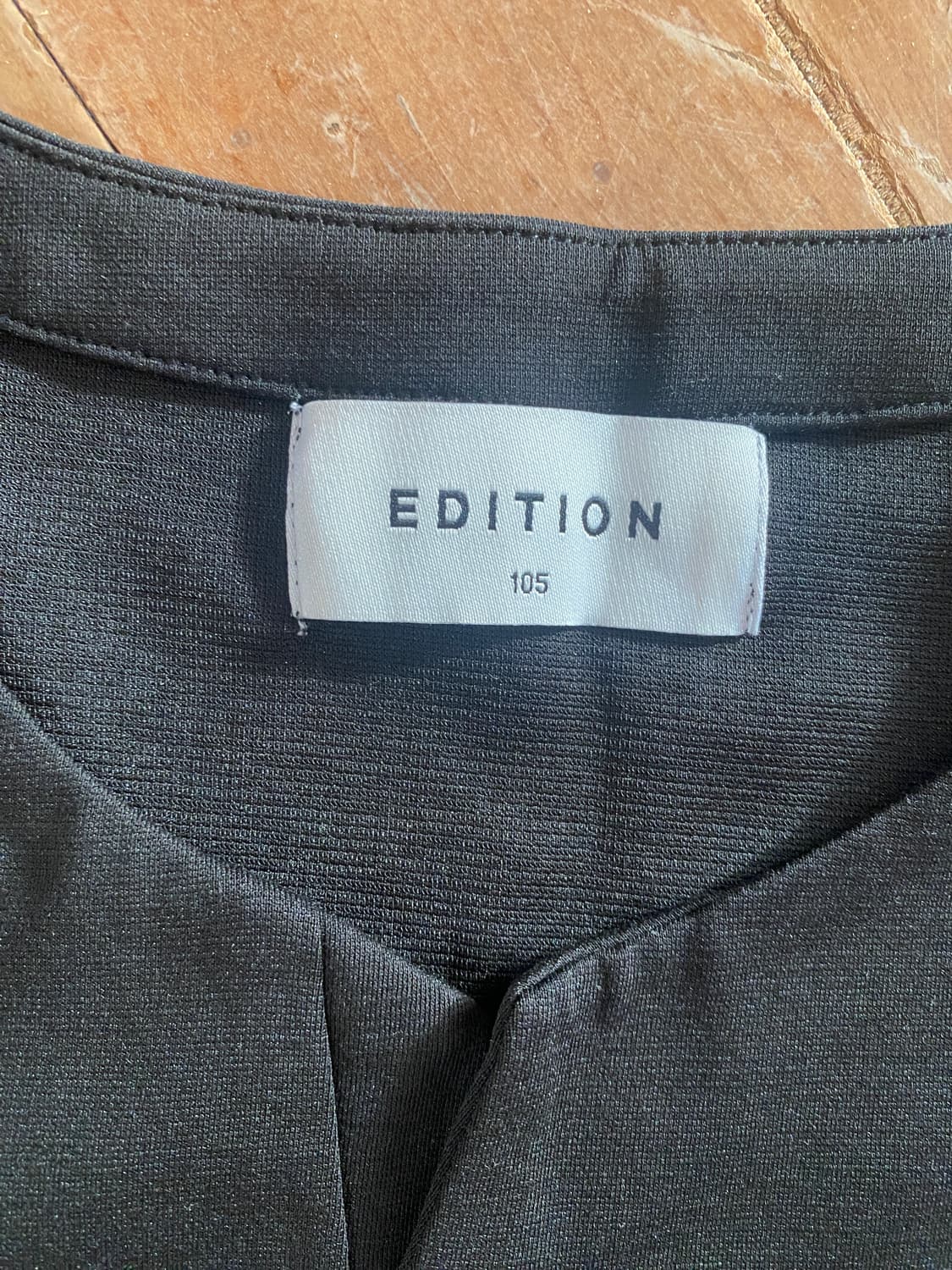 에디션 블랙 헨리넥 반팔티 105 상품이미지2