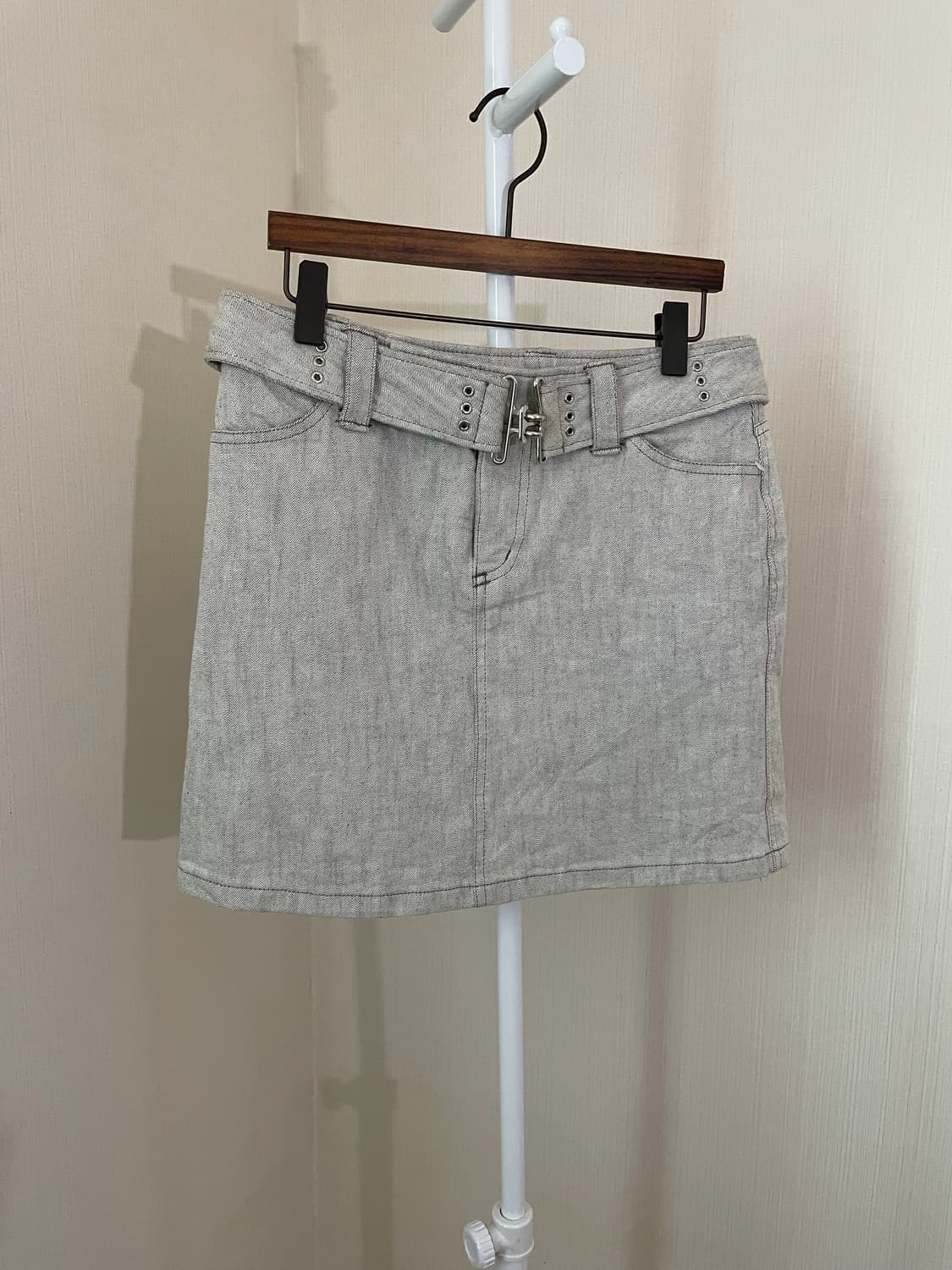 버클벨트데님스커트 상품이미지1