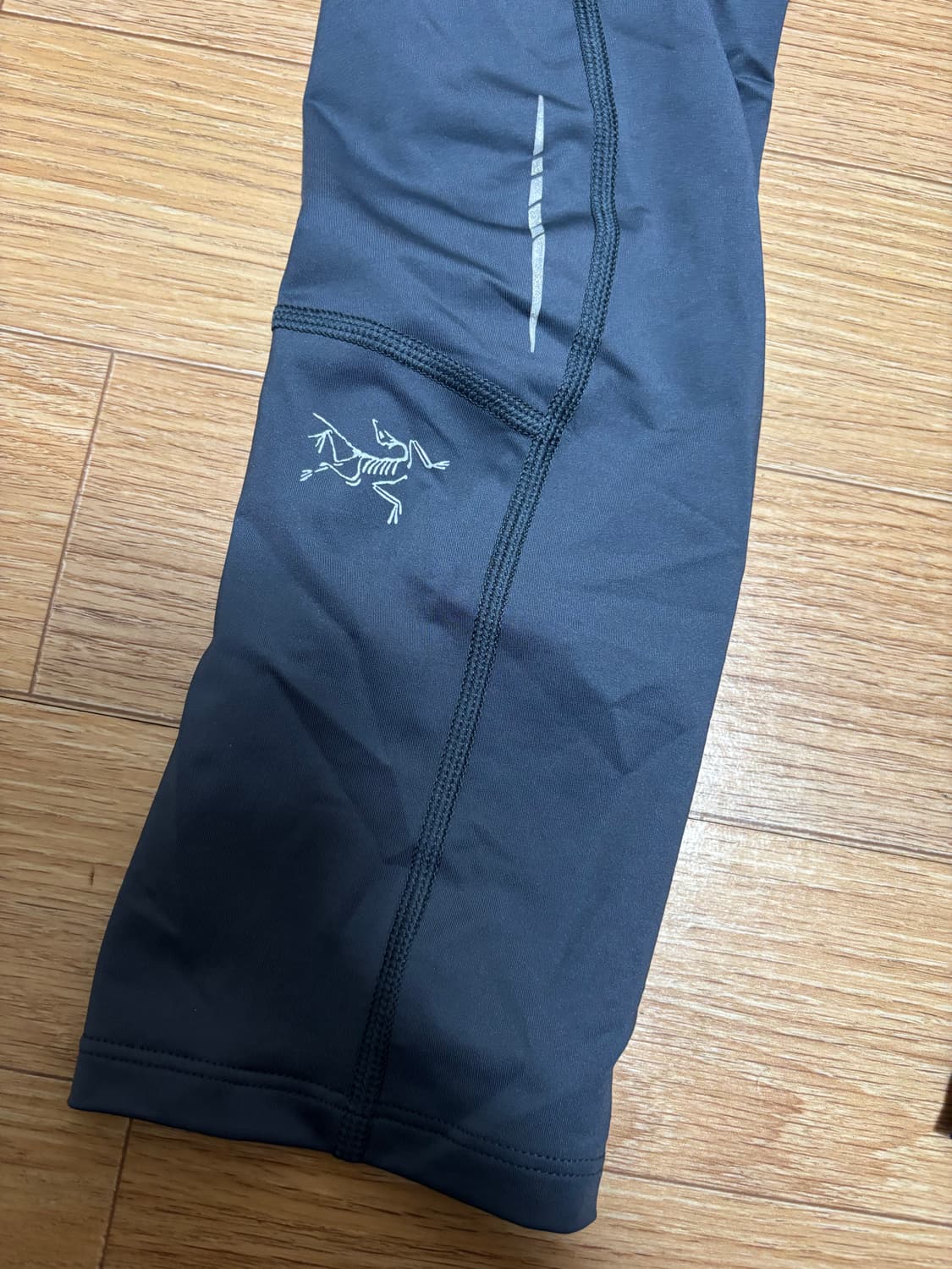 아크테릭스 여성 레깅스 블랙 상품이미지2