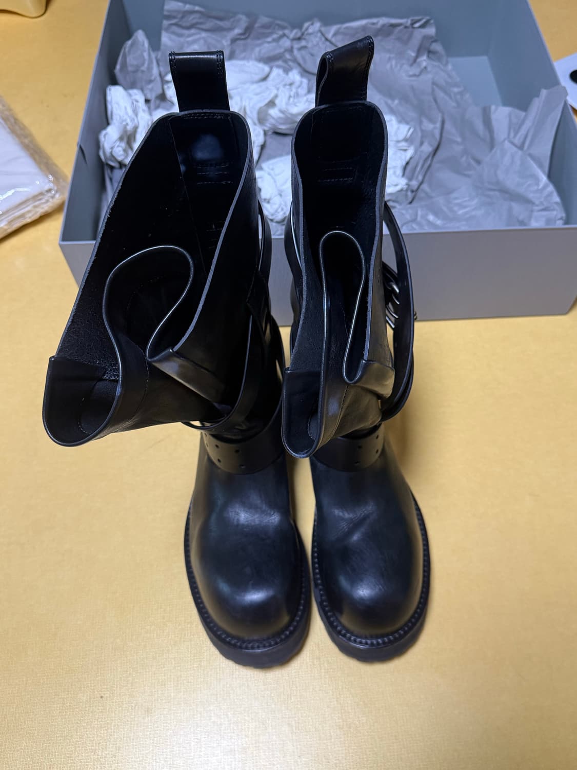 [43] 발렌시아가 베놈 하이 상품이미지2