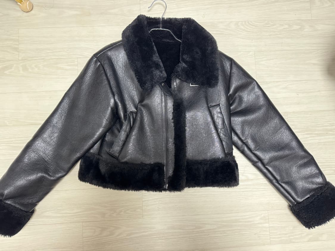 보헤미안서울 무스탕(black) 상품이미지1