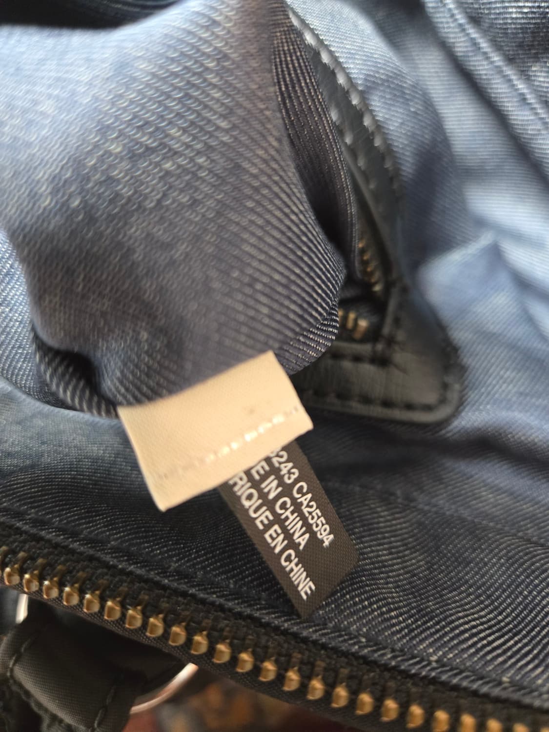디젤  나일론 퀼팅 멀티 포켓 토트백 상품이미지9