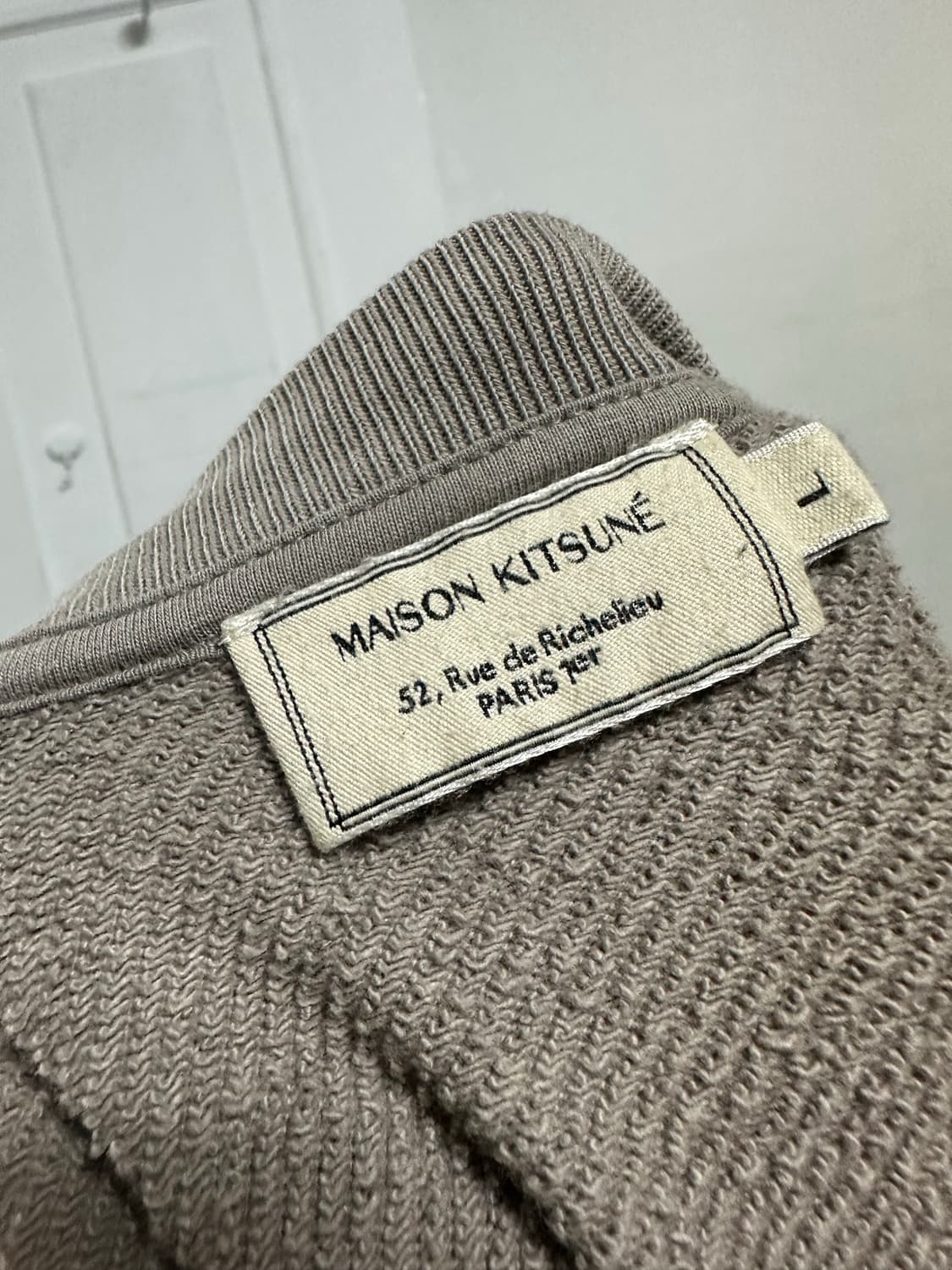 메종키츠네 폭스 헤드 패치 맨투맨 상품이미지3