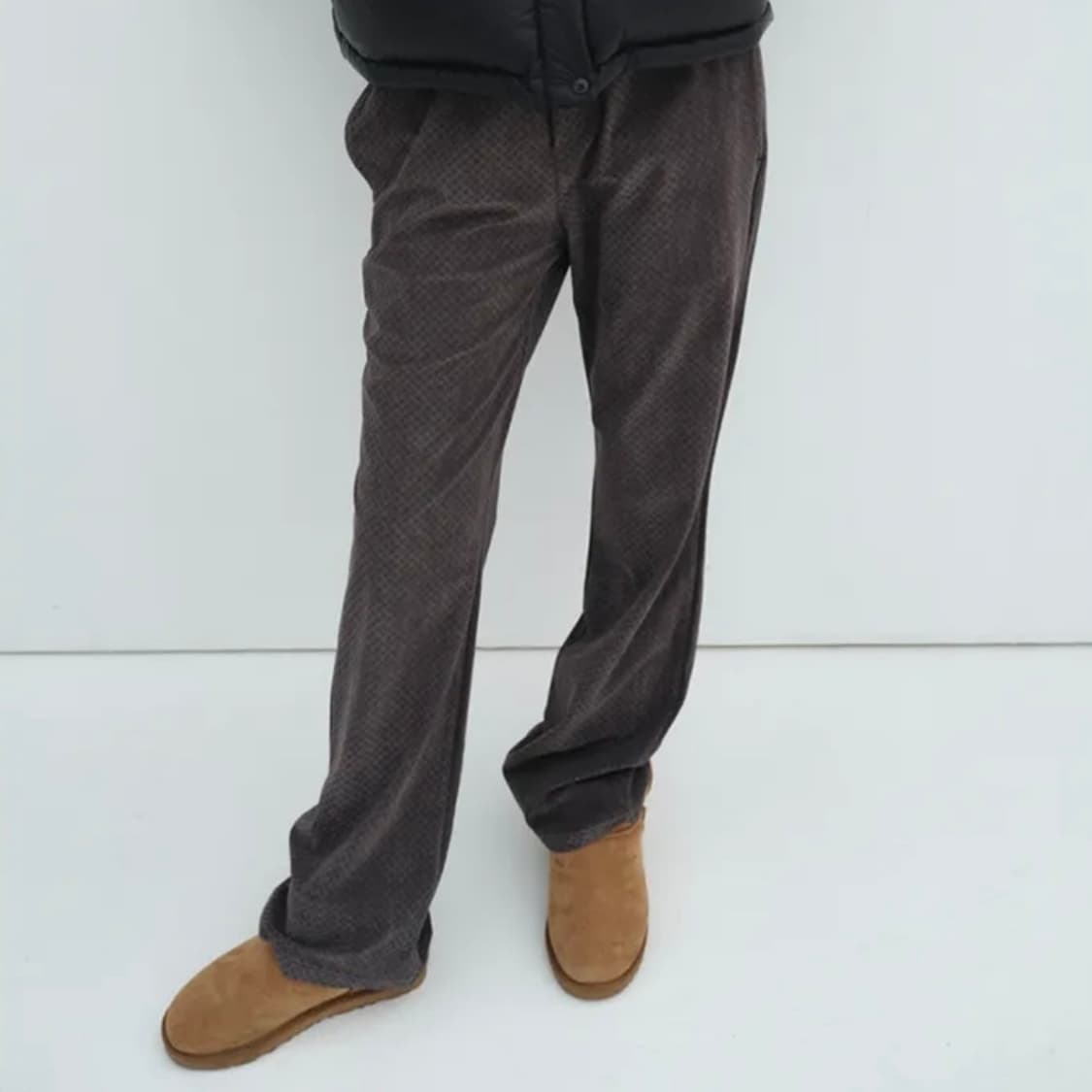 엔조블루스 스웨이드 패턴 밴딩 팬츠 (Charcoal) 상품이미지1