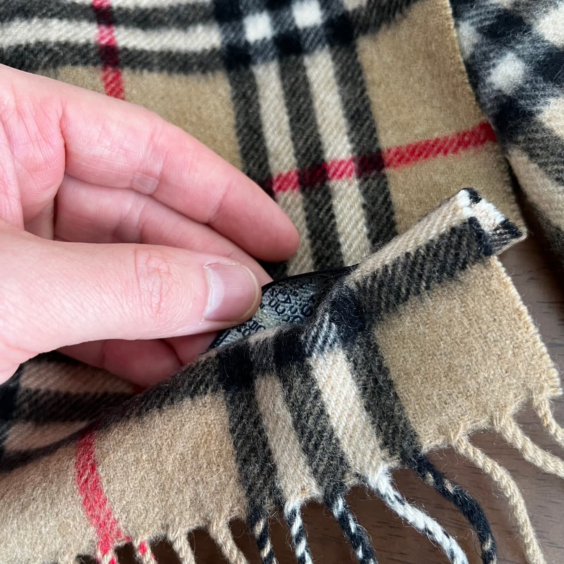 버버리 캐시미어100% 머플러 상품이미지4