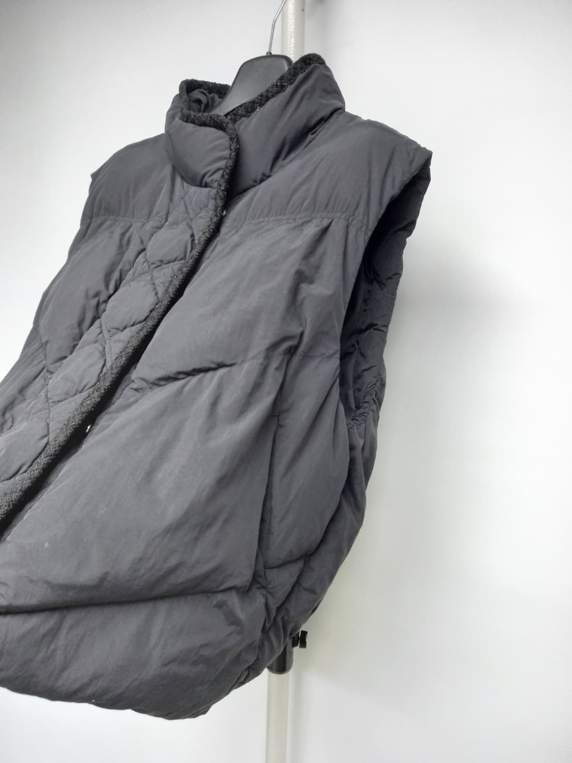 나이스클랍 추동 패딩 베스트 55.66 상품이미지4