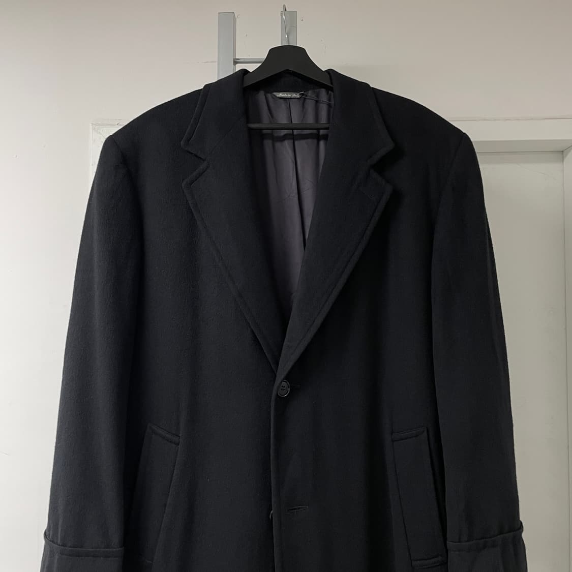 지방시 캐시미어 블랙 코트 48 상품이미지2