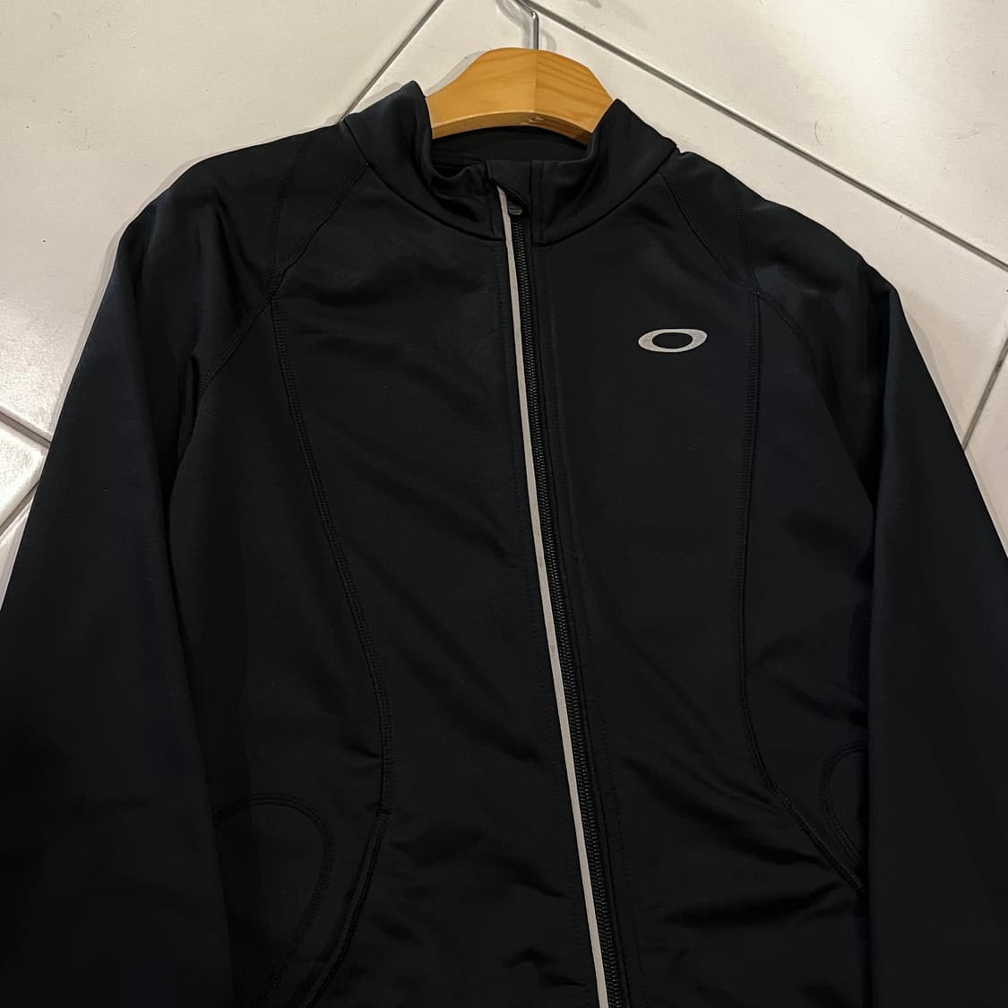 오클리 블랙 트랙자켓 져지 상품이미지2
