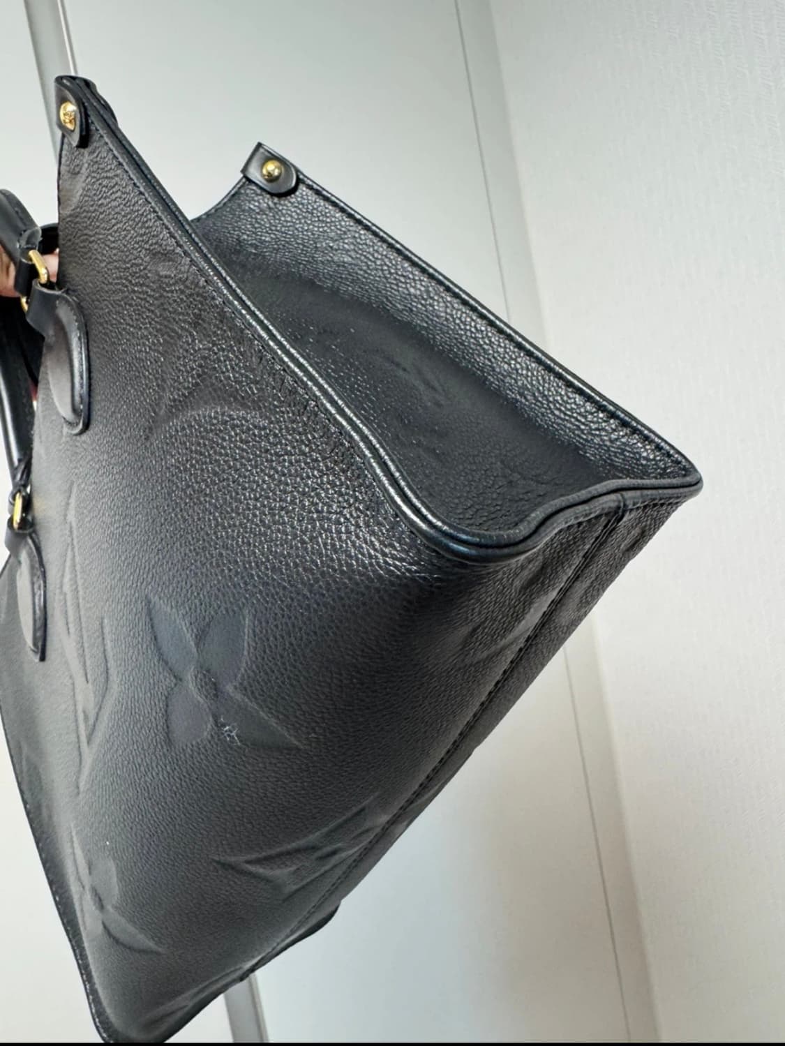 루이비통 앙프렝뜨 PM블랙 가방 상품이미지4