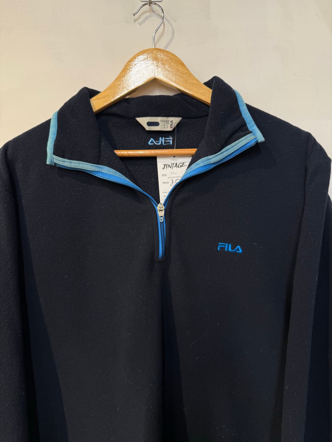 휠라 네이비 플리스 하프집업 상품이미지2