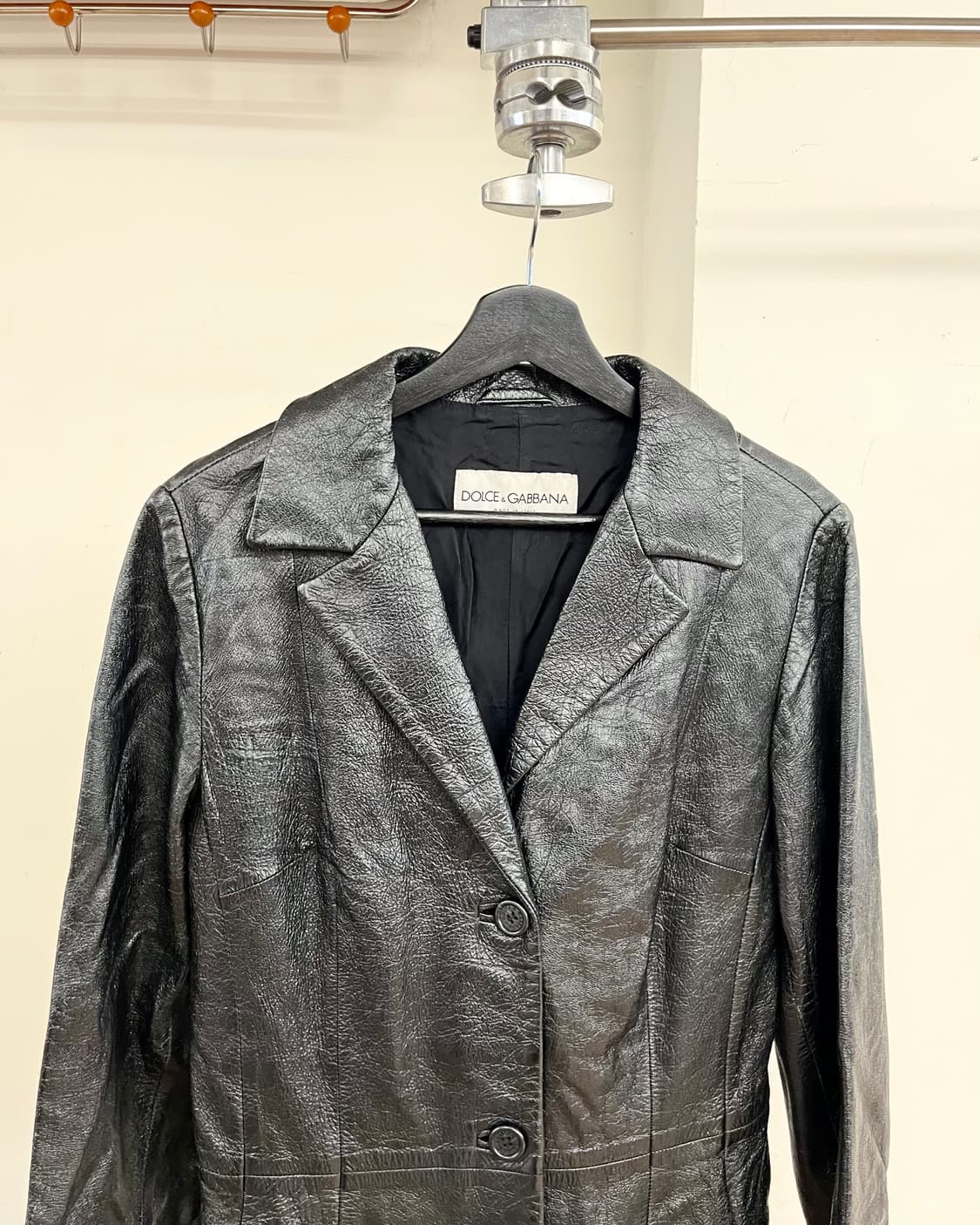 돌체 엔 가바나 블랙 리얼레더 트렌치코트 상품이미지2