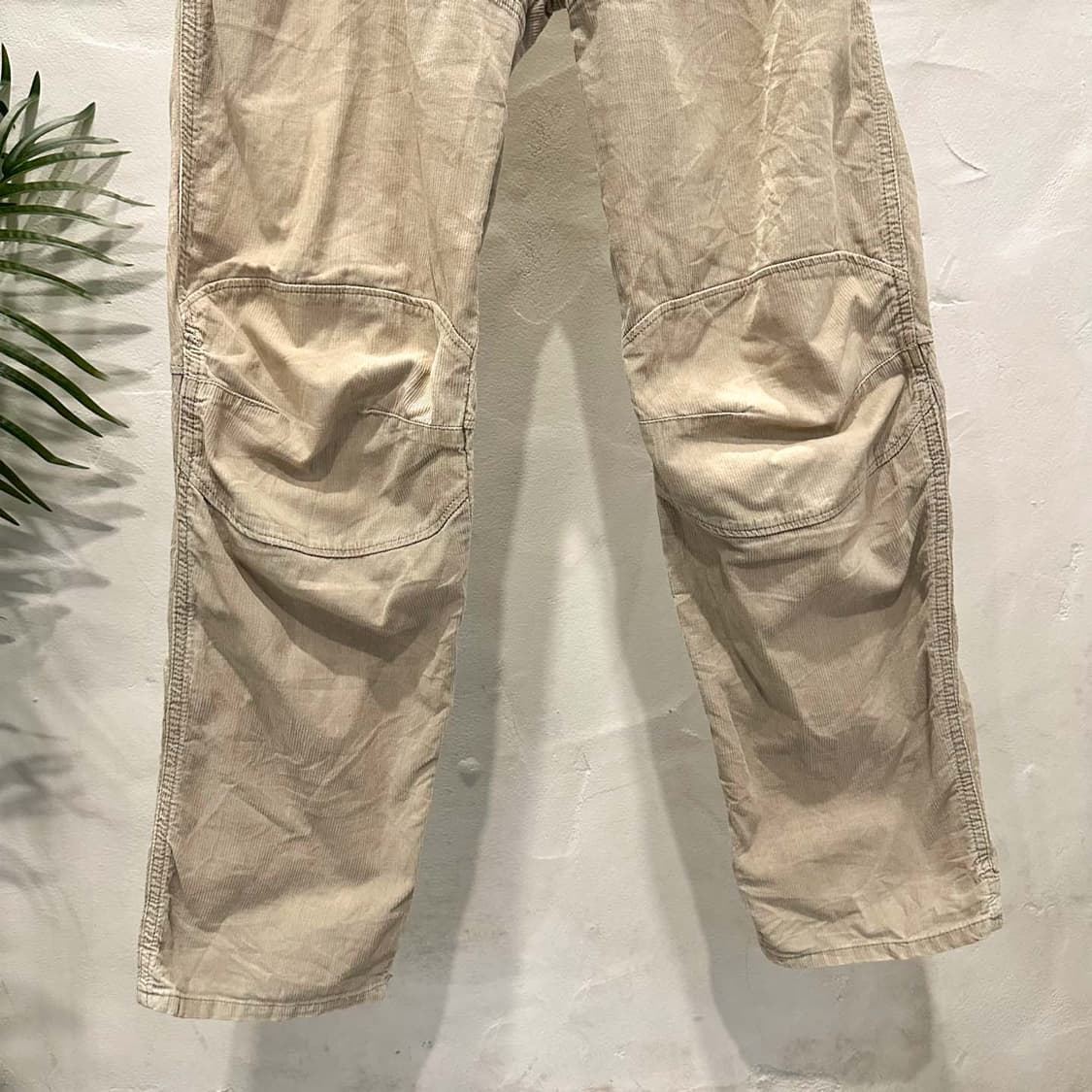 JPN VINTAGE 코듀로이 팬츠 스트레이트핏 더블니 디테일 베이지 상품이미지4