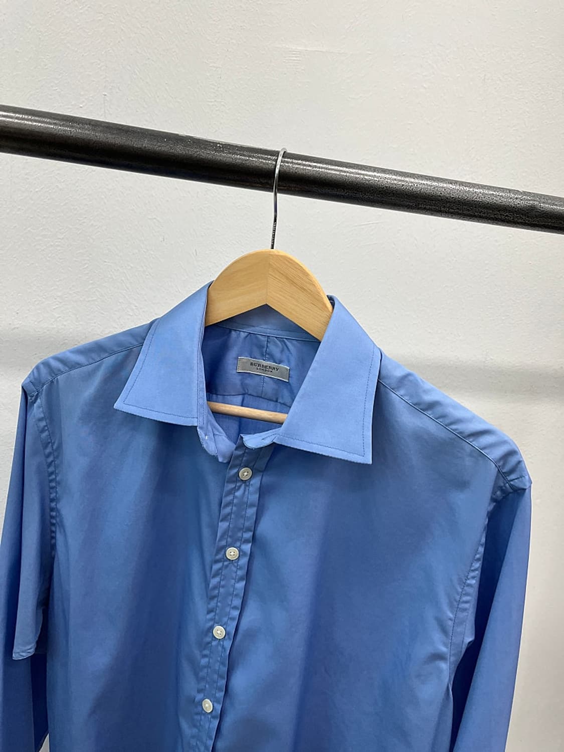 110) 버버리 런던 스카이블루 셔츠  상품이미지2