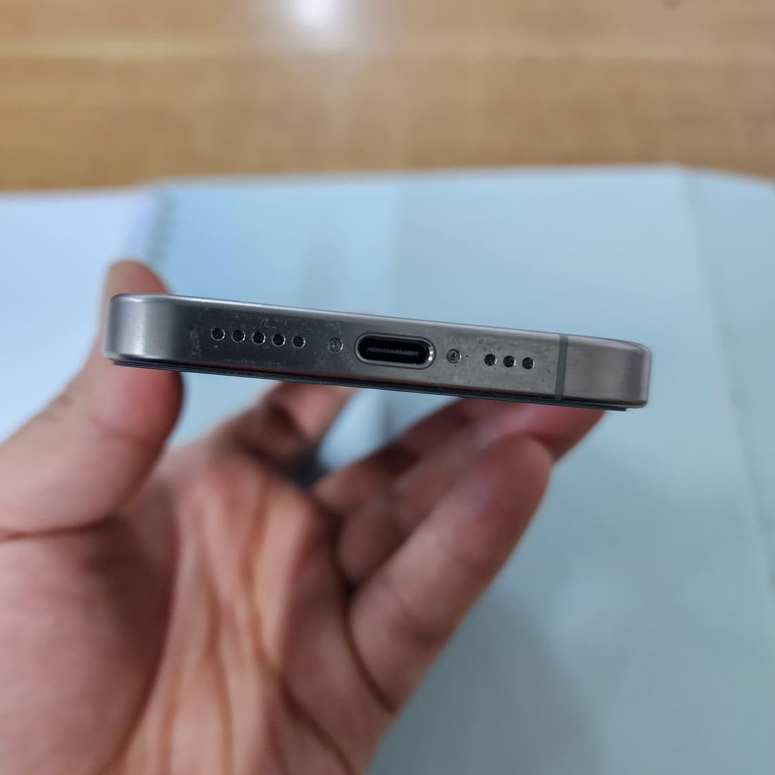 아이폰 15 프로 128GB 실버 상품이미지4