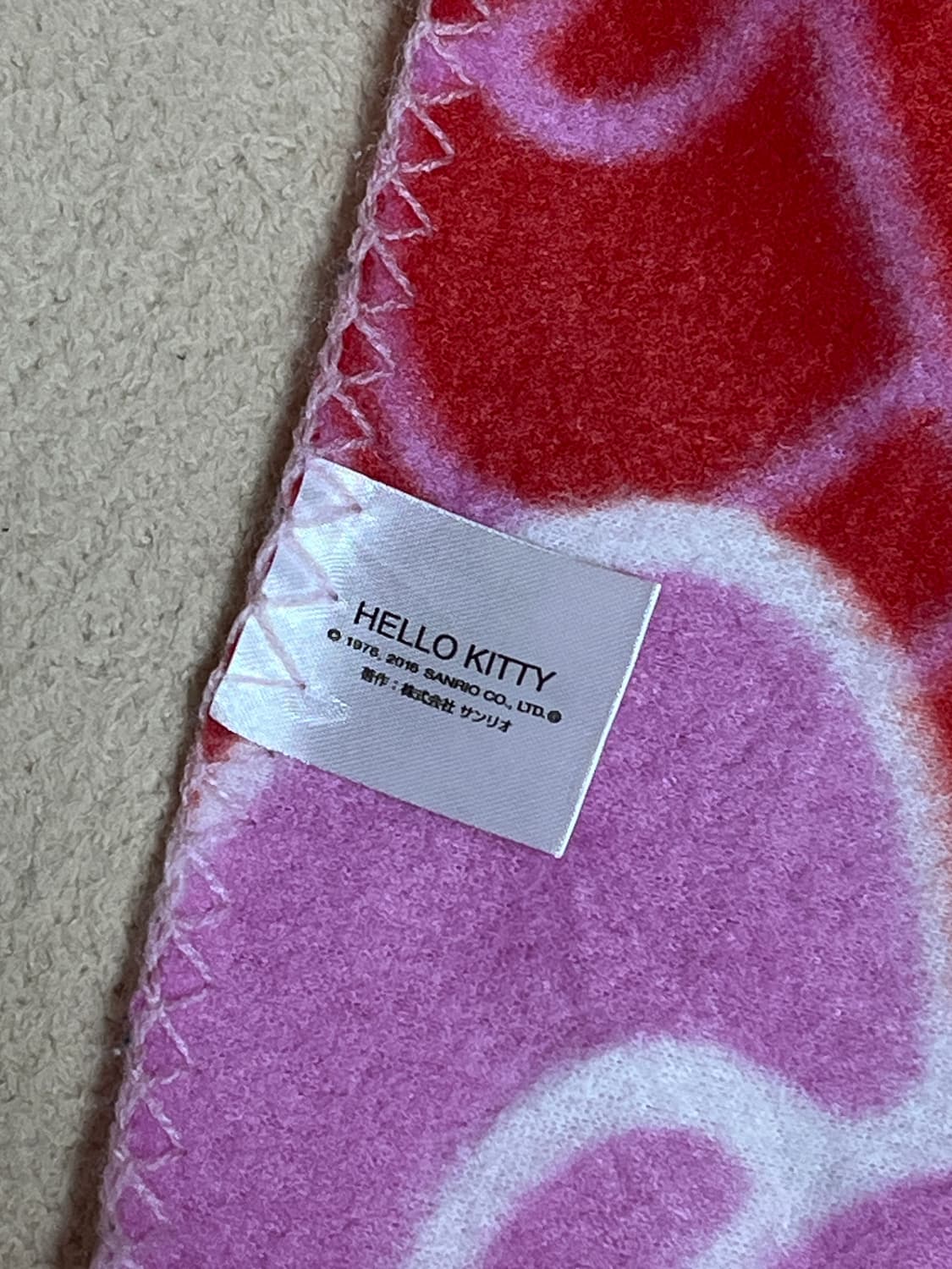 헬로키티 담요 레드 고전 갸루 방꾸 상품이미지3