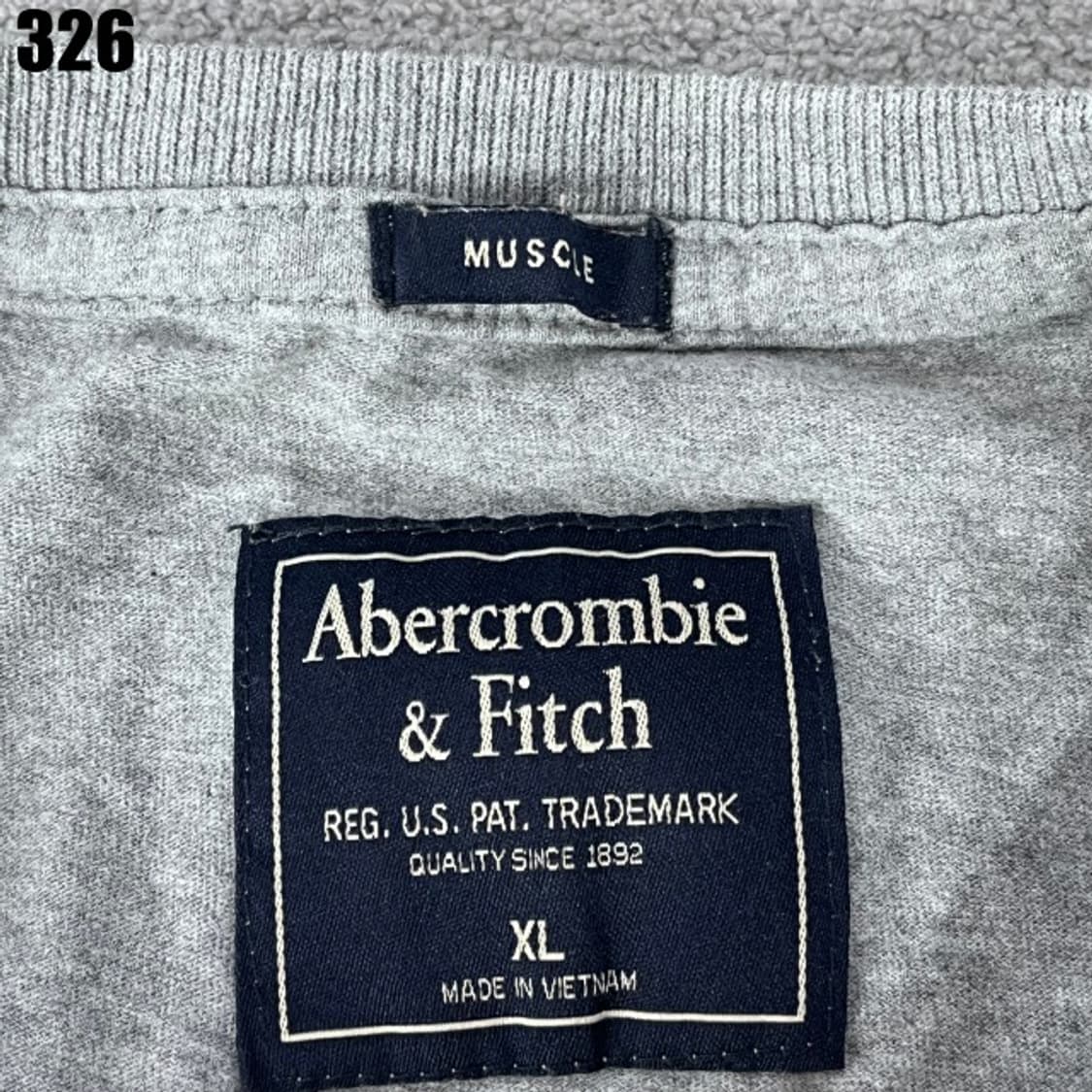 아베크롬비 그레이 반팔  상품이미지2