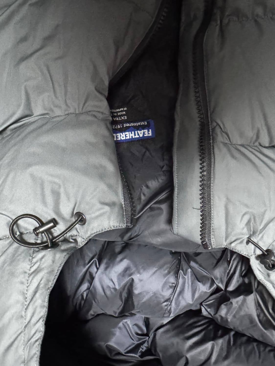 XL) 페더드프렌즈 헬리오스 후드 신더 25fw 상품이미지5