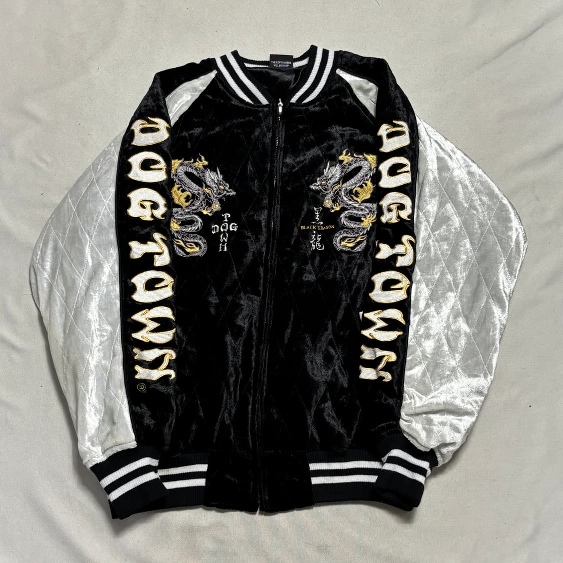 XL 도그타운 브랙 드래곤 용자수 블랙 벨벳 스카쟌 상품이미지3