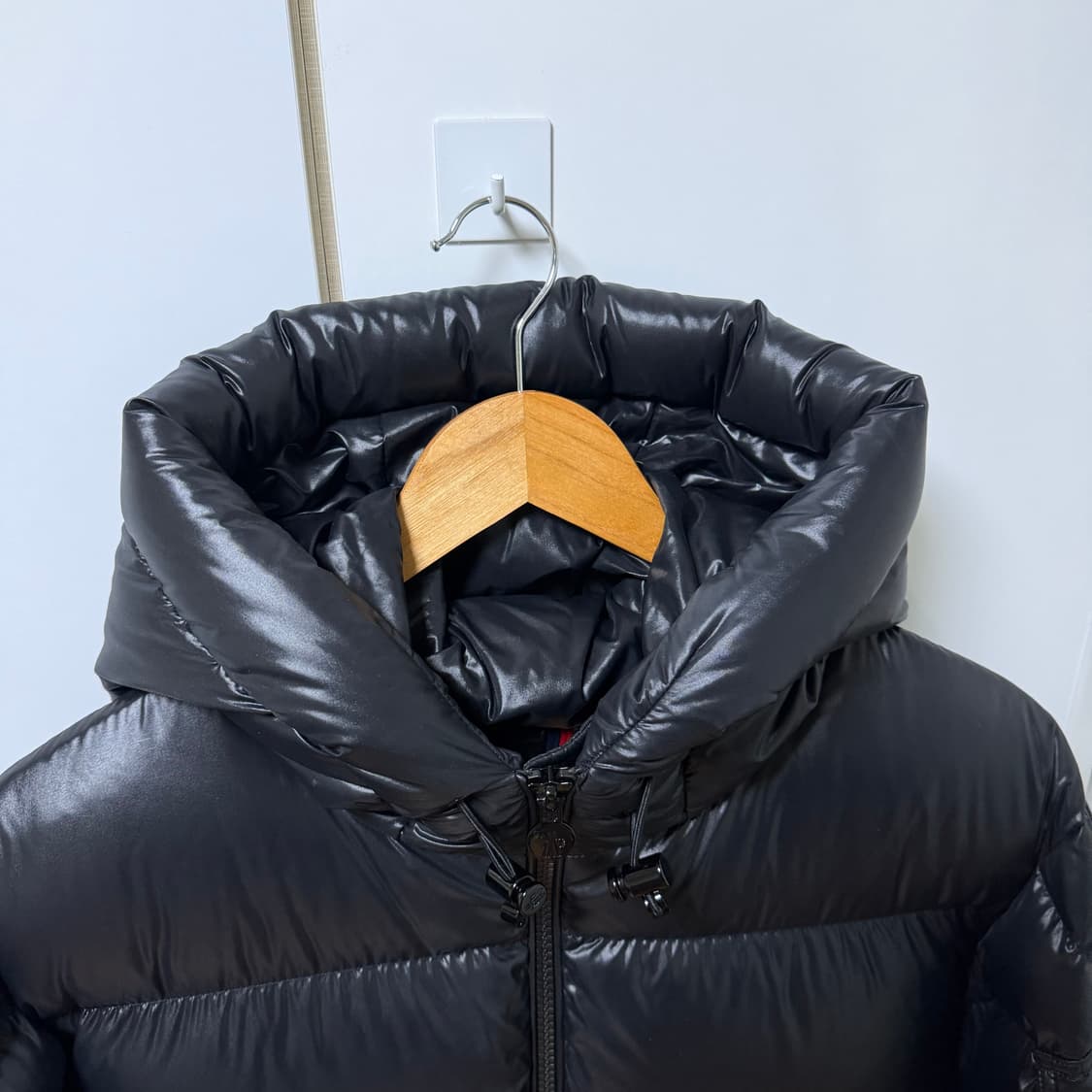 몽클레어 에크린스 유광 후드 숏패딩
5사이즈  상품이미지3