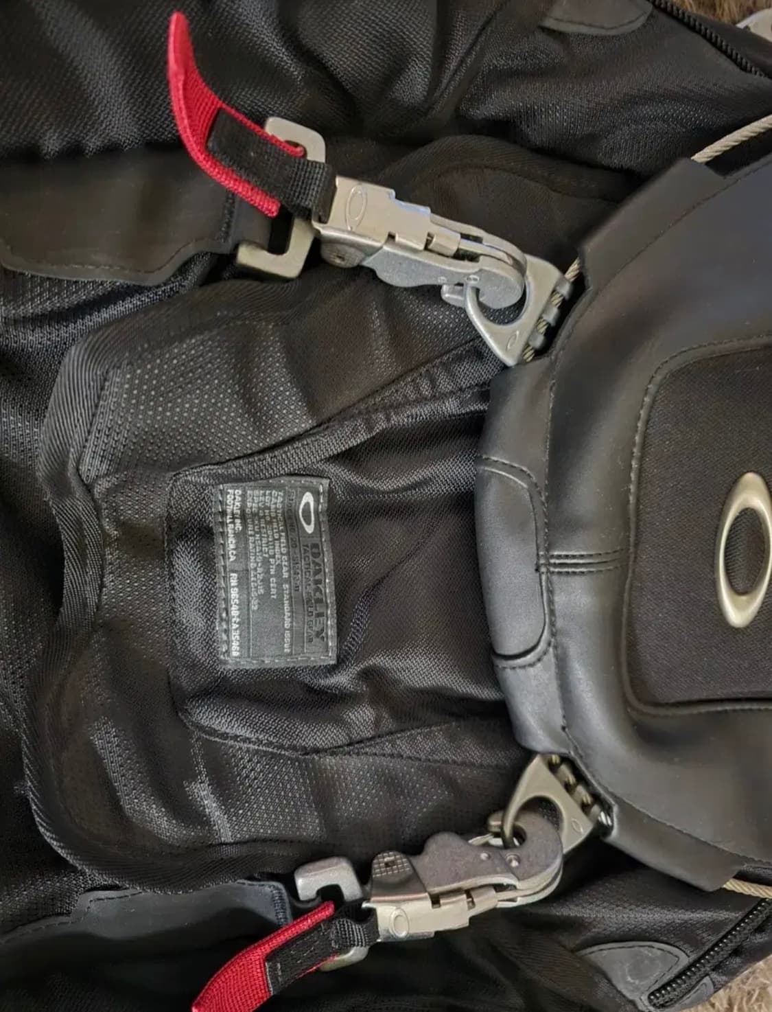 오클리  키친싱크 테크니컬 백팩 상품이미지4