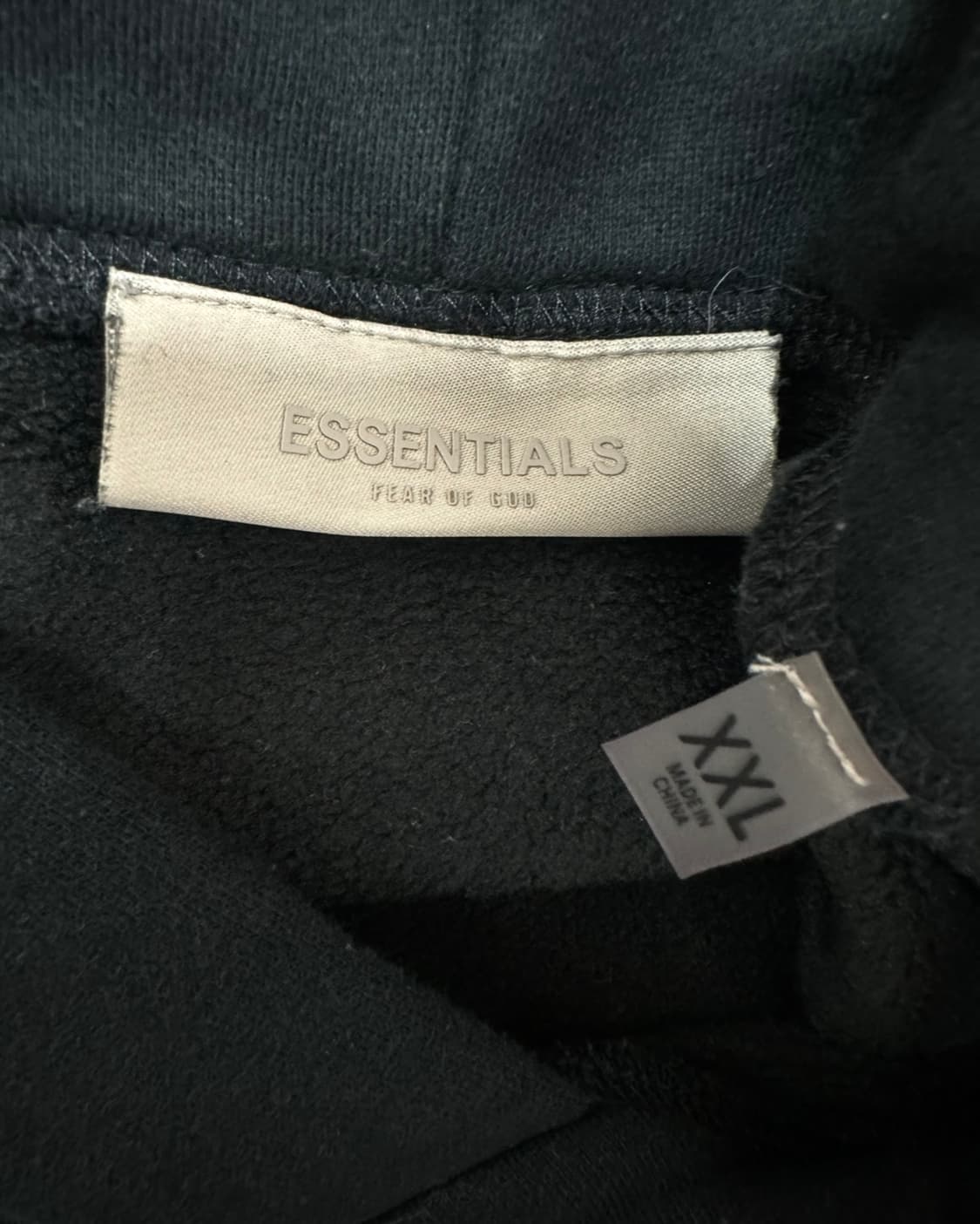 피오갓 에센셜 백로고 블랙 후드티 상품이미지5