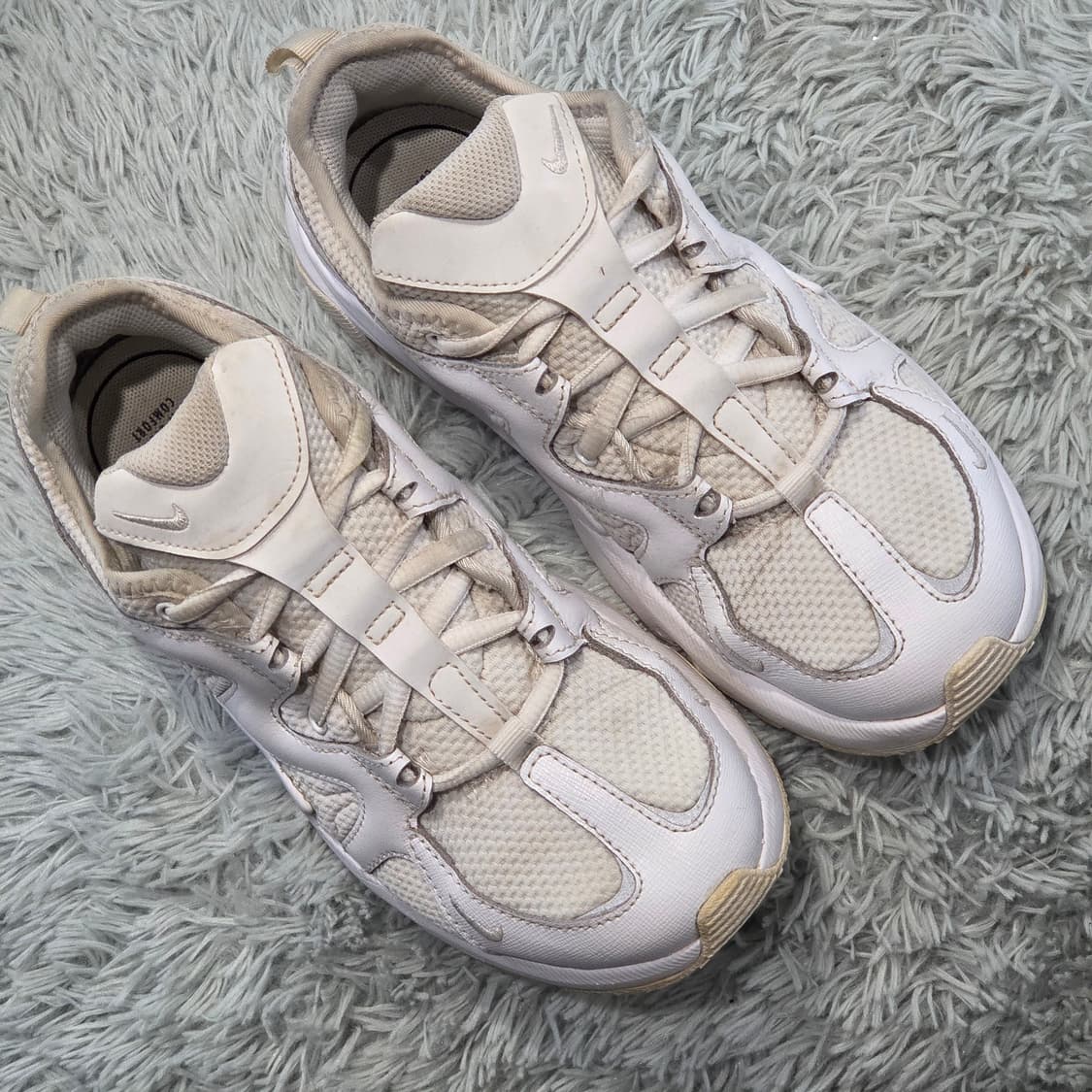 8q-14:나이키 에어맥스 그라비톤AT4404-100화이트크림(230) 상품이미지5