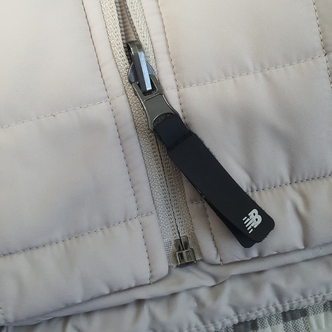 뉴발란스 경량패딩 자켓 남자95~100 상품이미지5