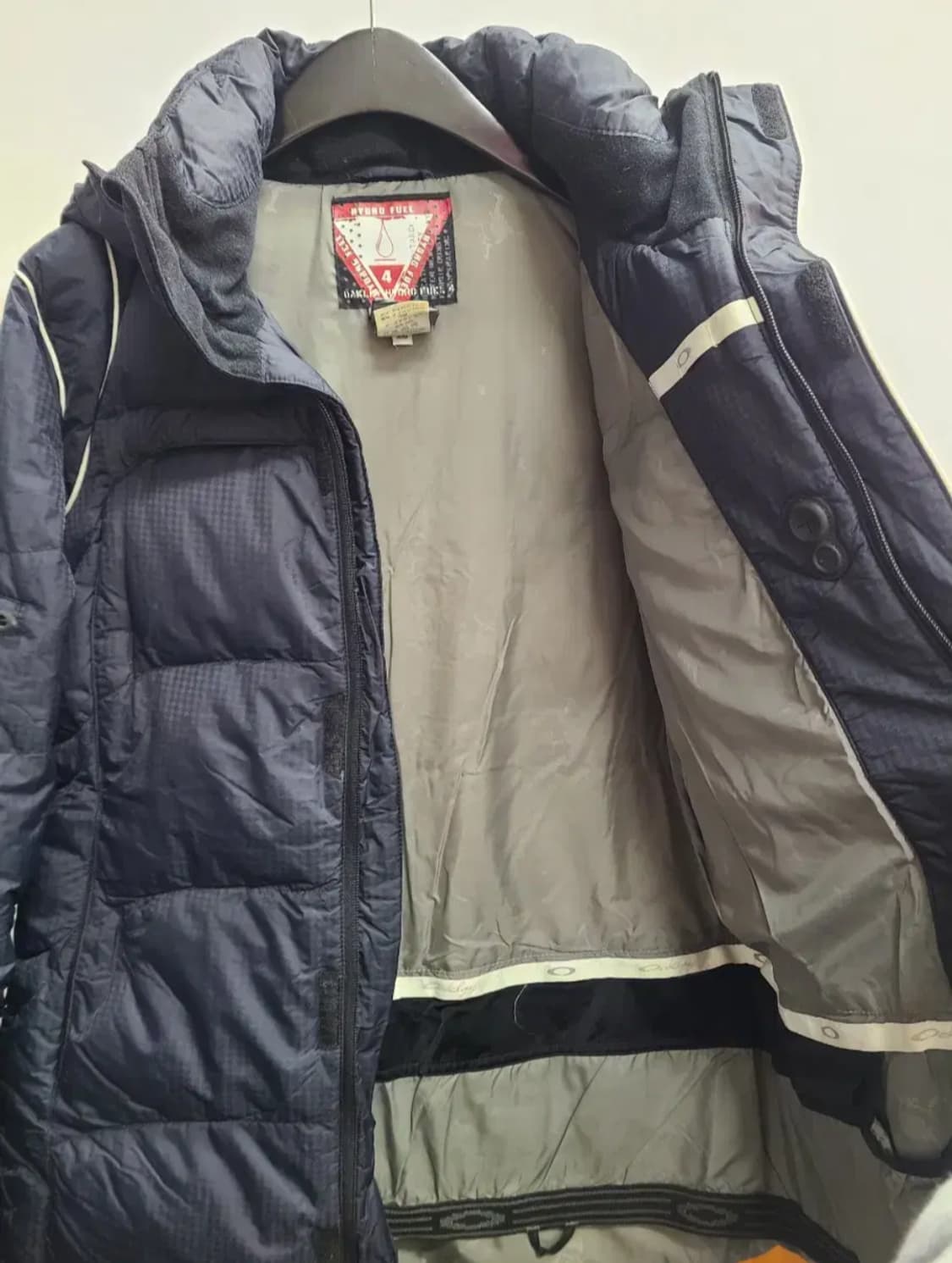 오클리 하이드로 퓨얼 4 구스다운 패딩 상품이미지3