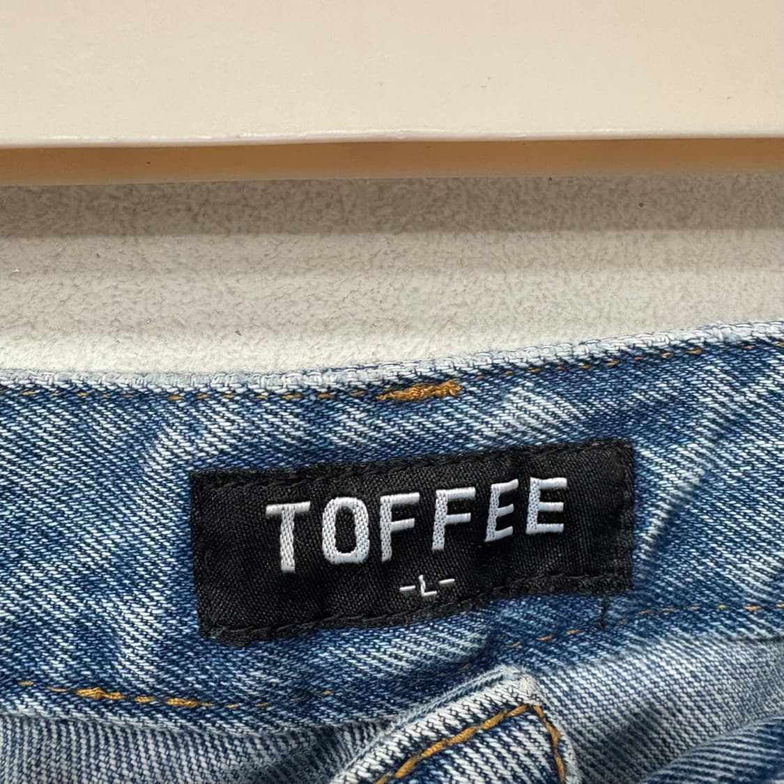 TOFFEE 워시드 데님 버뮤다 팬츠 상품이미지3