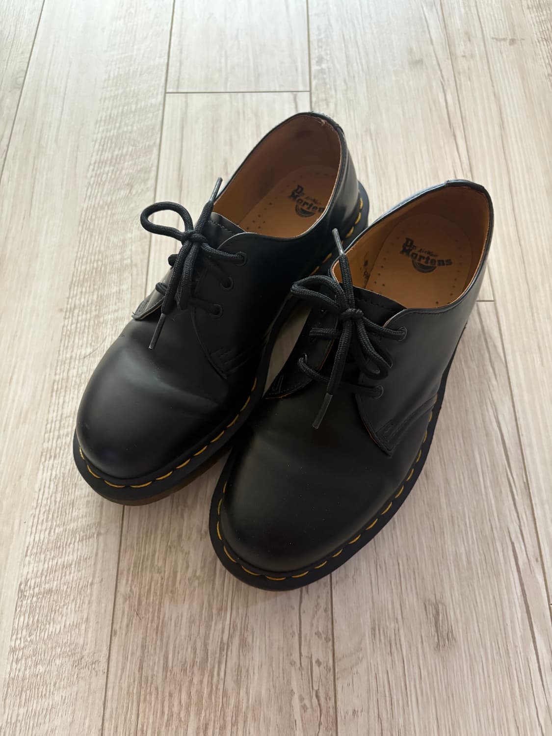 닥터마틴 1461 3홀 스무스 250 상품이미지1