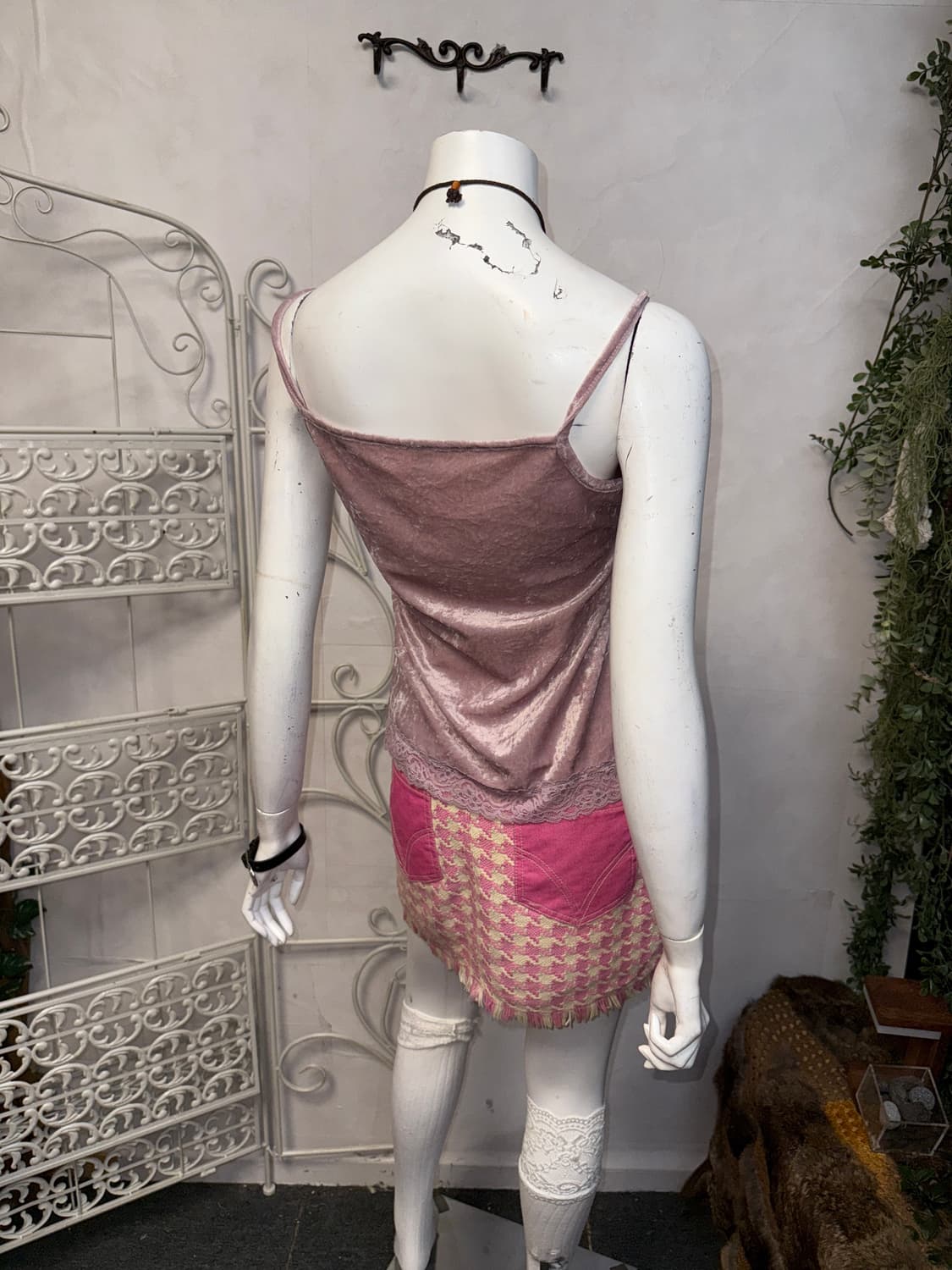 Lavender rabbit fur trimmed velvet 슬리브리스 상품이미지5