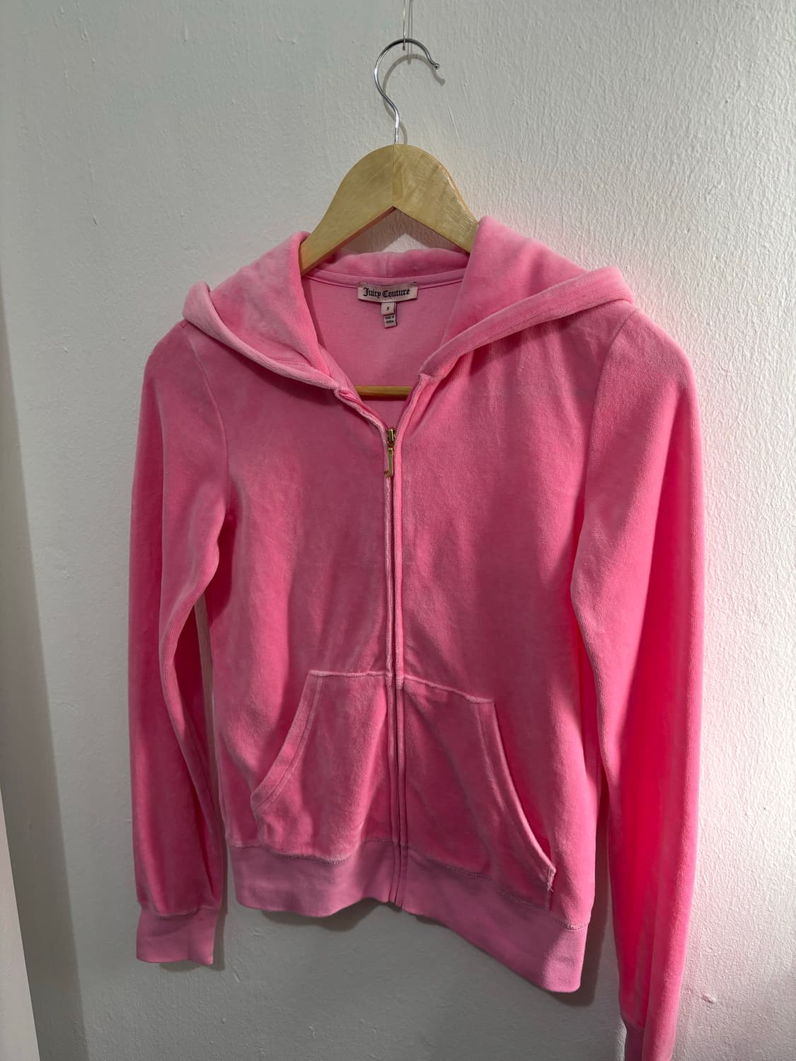 Juicy Couture Pink Velvet Hood Zip-Up 상품이미지5
