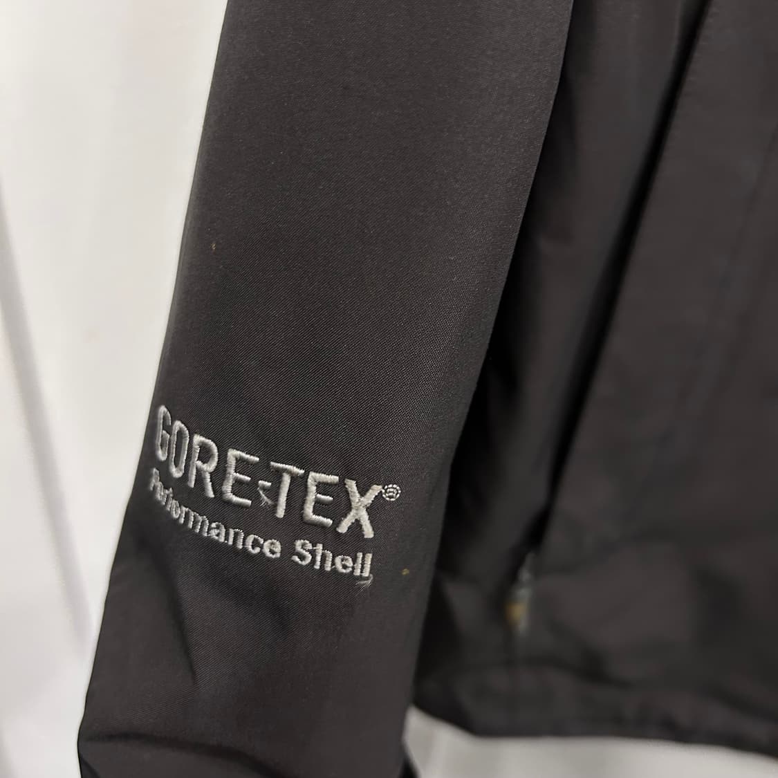 블랙야크 고어텍스 퍼포먼스쉘 후드 바람막이 상품이미지4