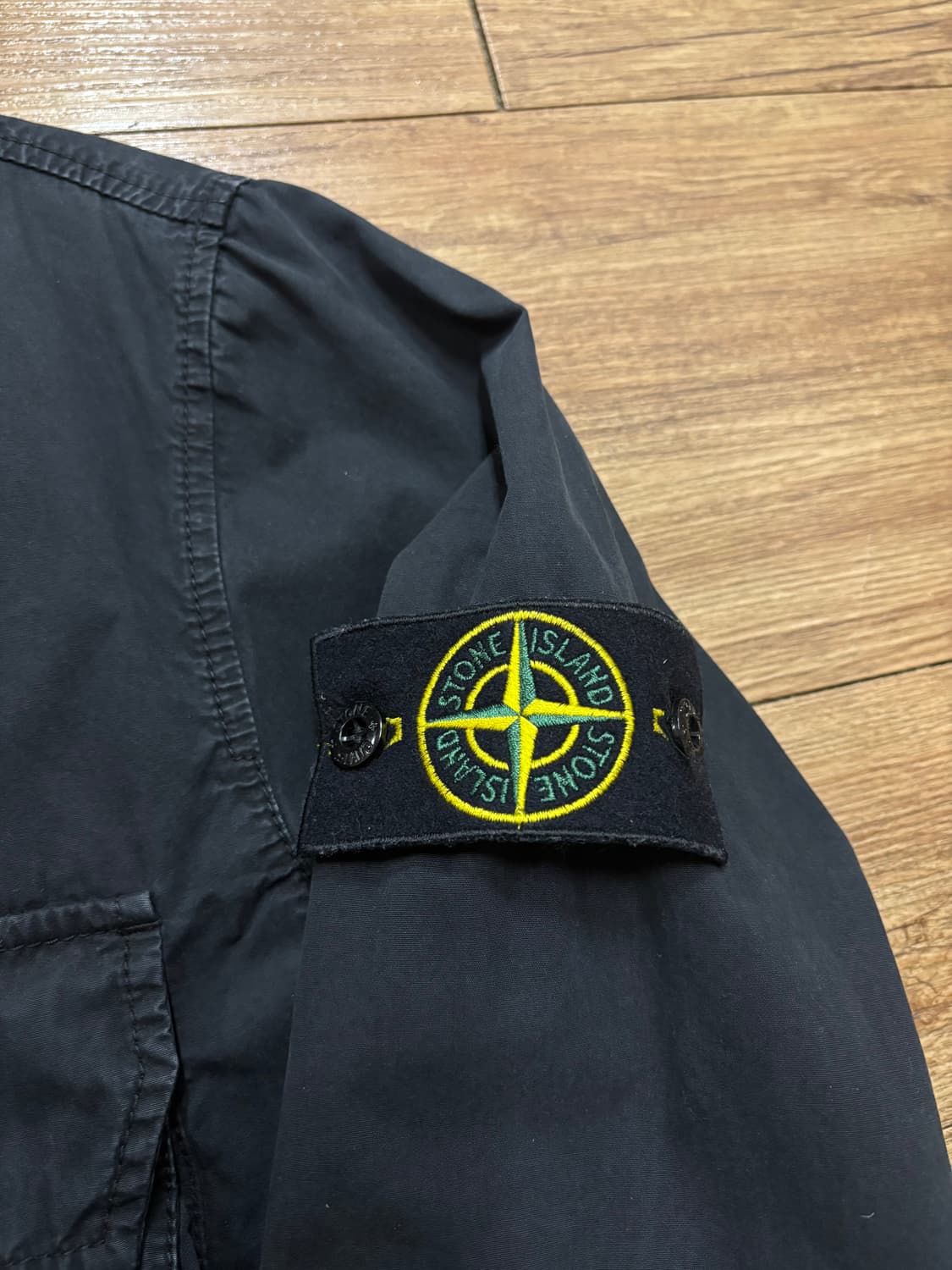 스톤아일랜드 올드이펙트 21fw 블랙 L 상품이미지3
