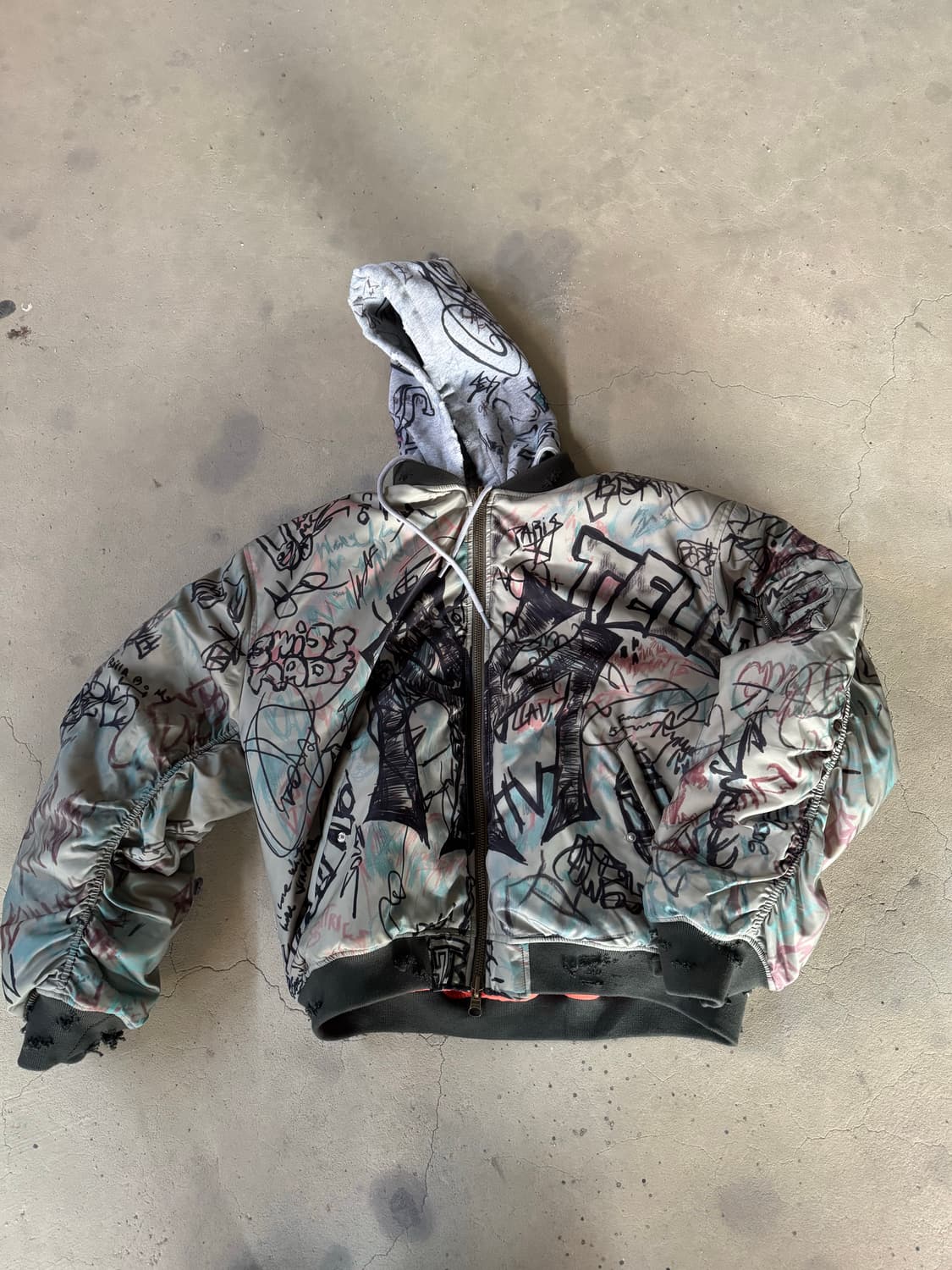 모와롤라 그래피티 봄버 XL 새상품 상품이미지2