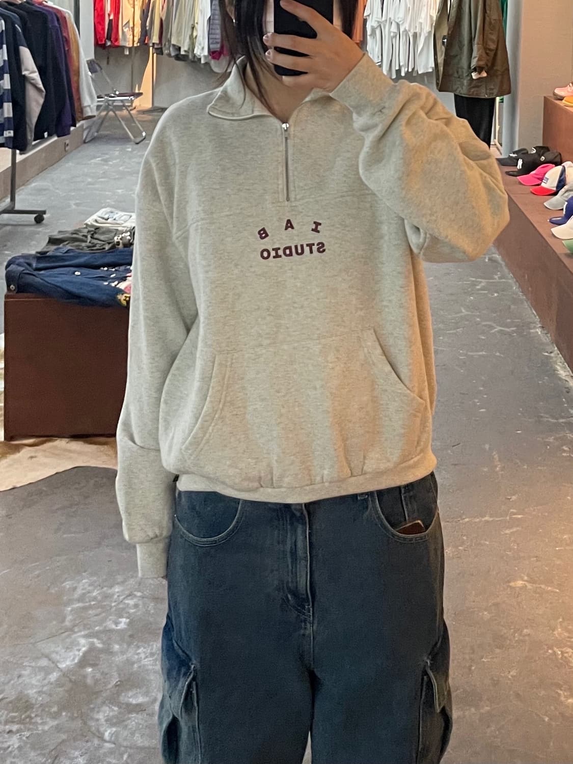 아이앱 스튜디오 오트밀 버건디 하프집업 H2000 상품이미지1