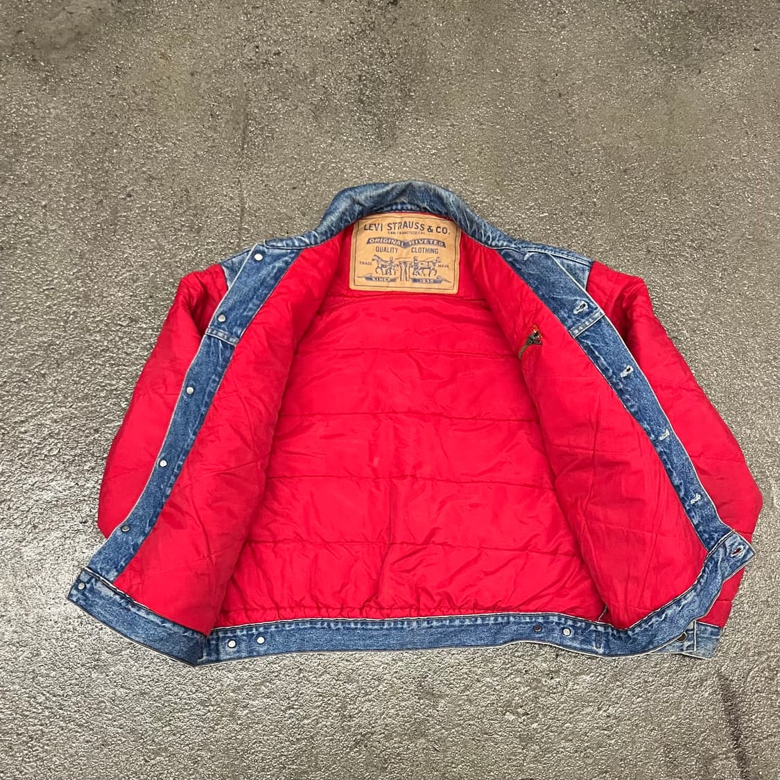 90s 리바이스 실버탭 퀼팅 트러커 자켓 (105-110) 상품이미지4