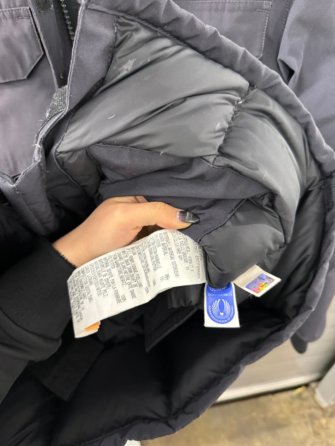 CANADA GOOSE 캐나다 구스 패딩 블랙 99C5019 XS 상품이미지4