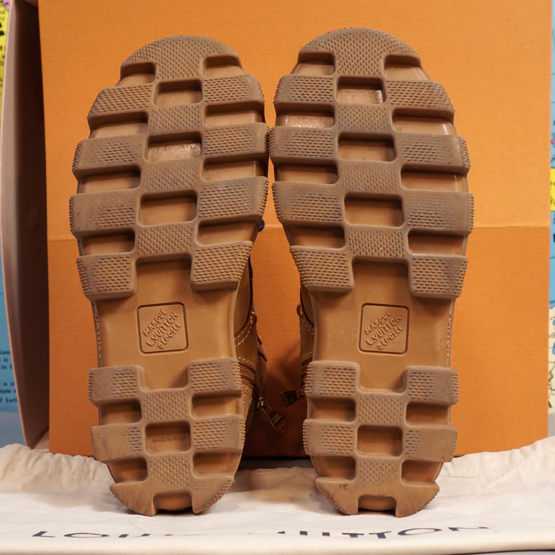 루이비통 퍼렐 런웨이 컬렉션 LV 체커 부츠 상품이미지10