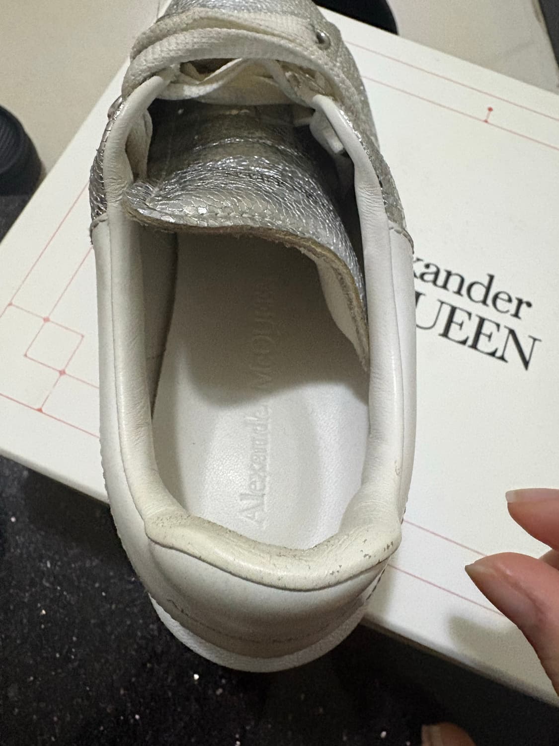 알렉산더 맥퀸 스니커즈 실버 정품 상품이미지6