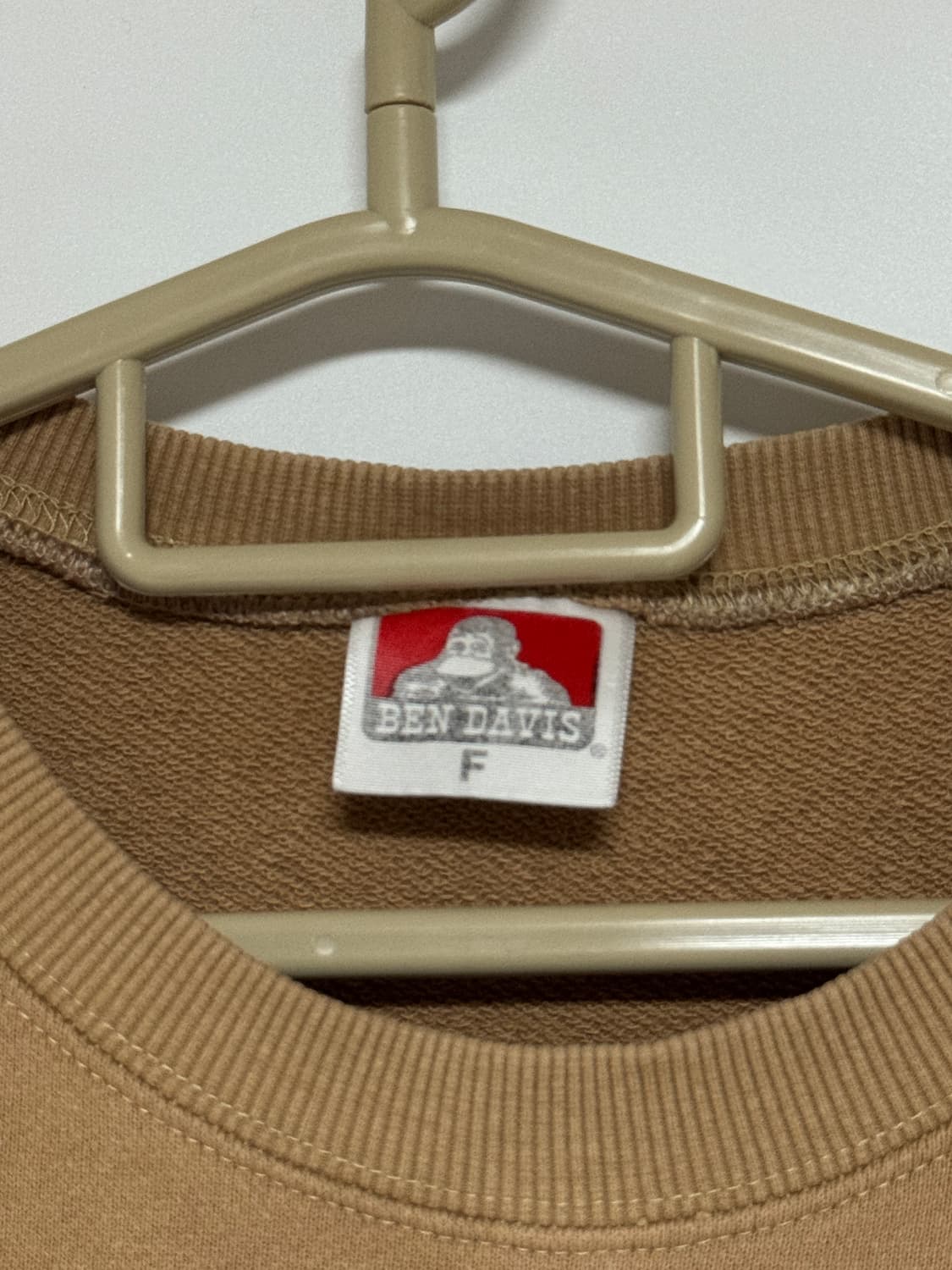 벤 데이비스 맨투맨 베이지 100-105 상품이미지4