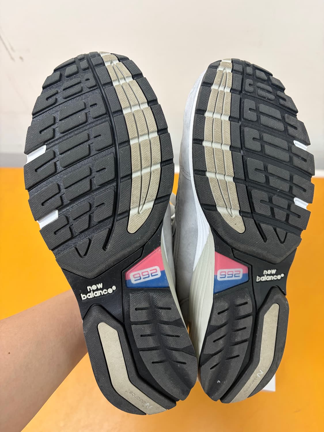 뉴발란스 992 그레이 상품이미지4