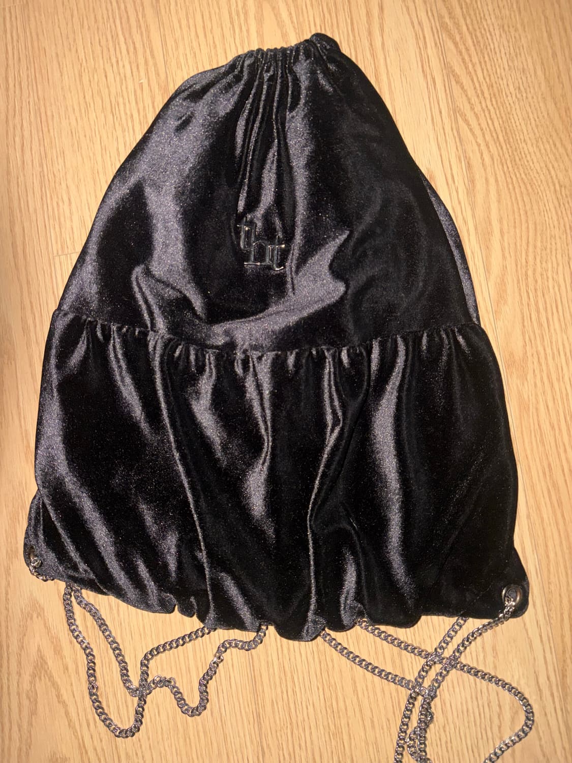 쓰리타임즈 벨벳 체인 백팩 상품이미지3