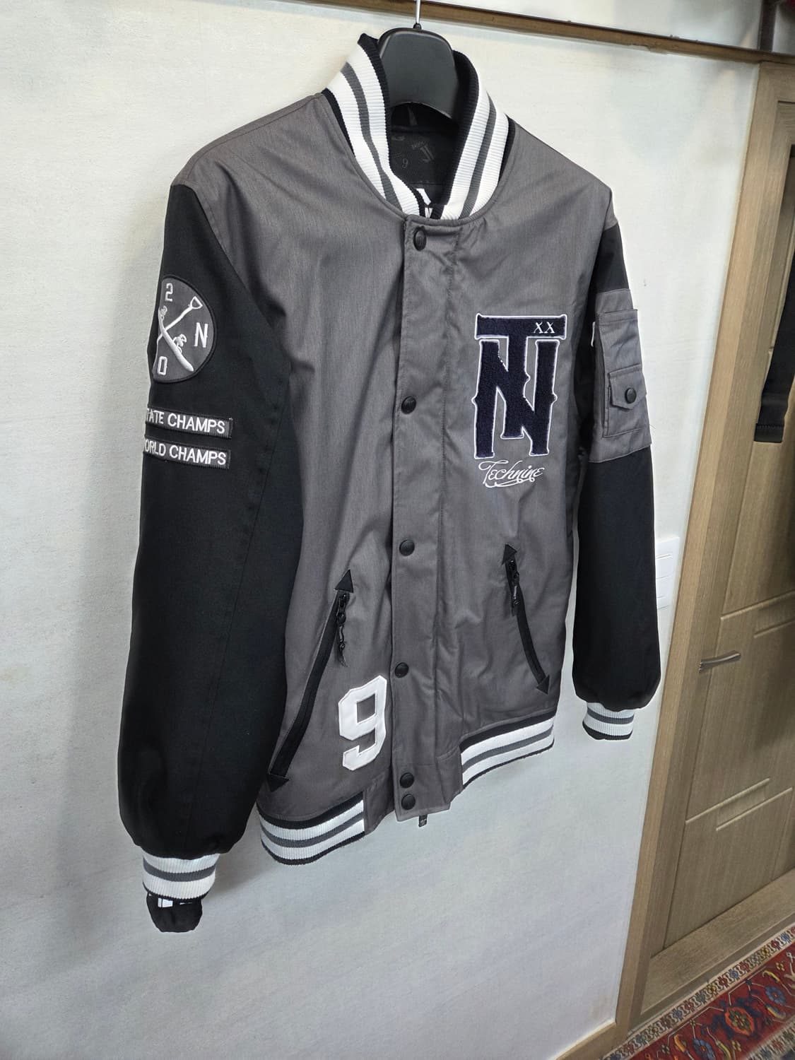 테크나인 스키 보드 바시티자켓 s 상품이미지10